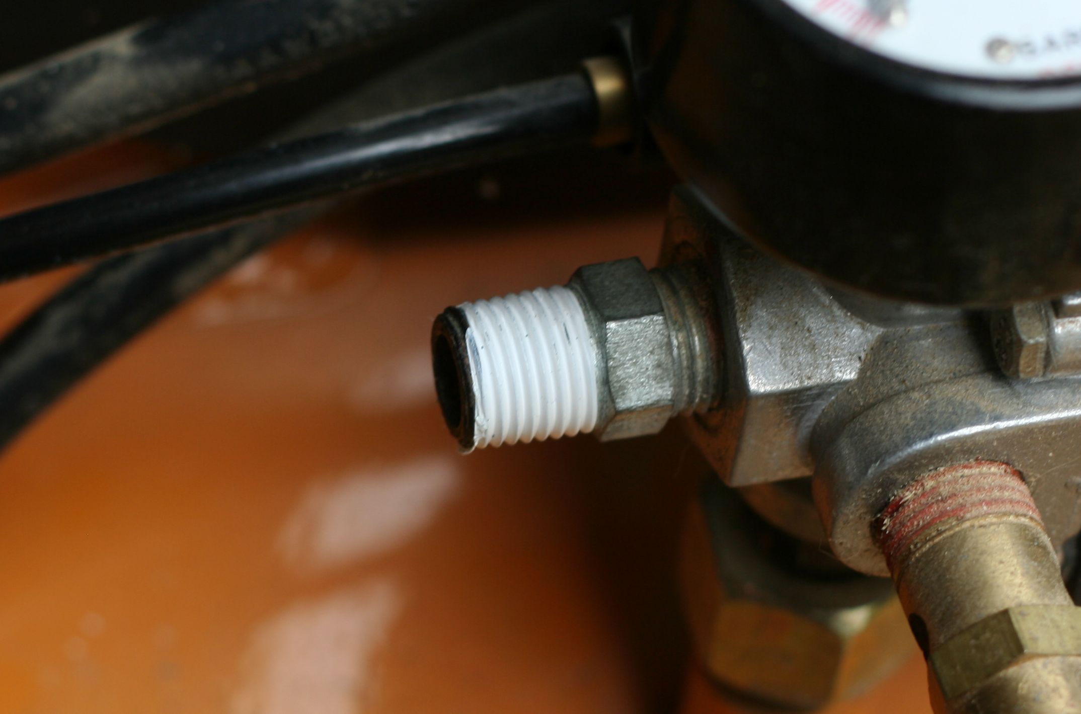 Replace the Regulator on a Pancake Air Compressor 5 Steps (with