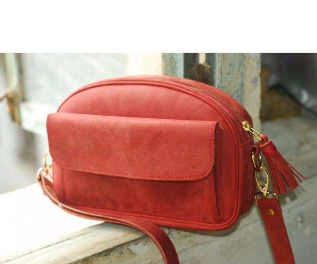 DIY guide for Leather Lady Shoulder Bag with step-by-step instructions