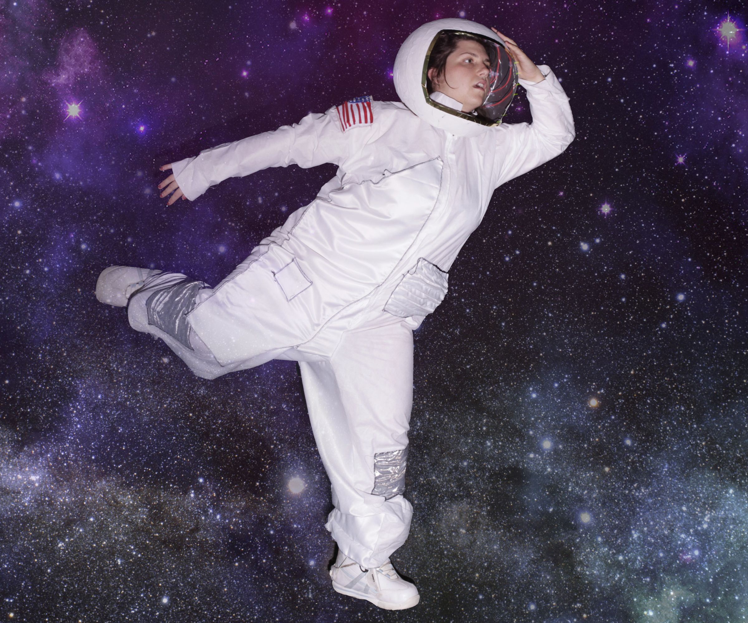 astronaut costume DIY Project DIY Project Image