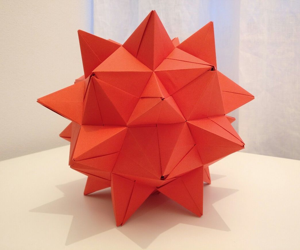 "paper heart": a paper-only stellated icosidodecahedron DIY Project DIY Project Image