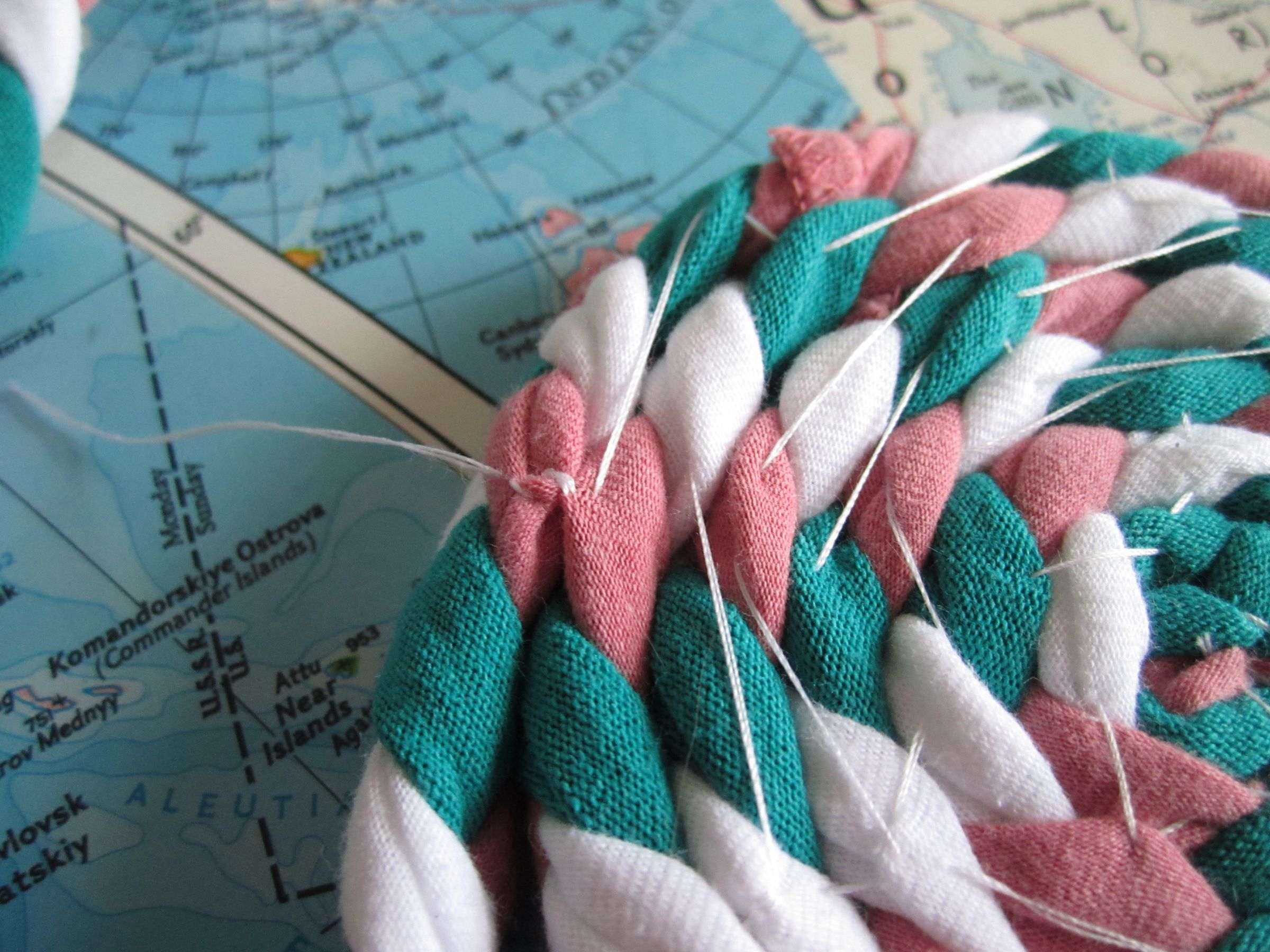 Braided Tshirt Yarn Basket 7 Steps (with Pictures) Instructables