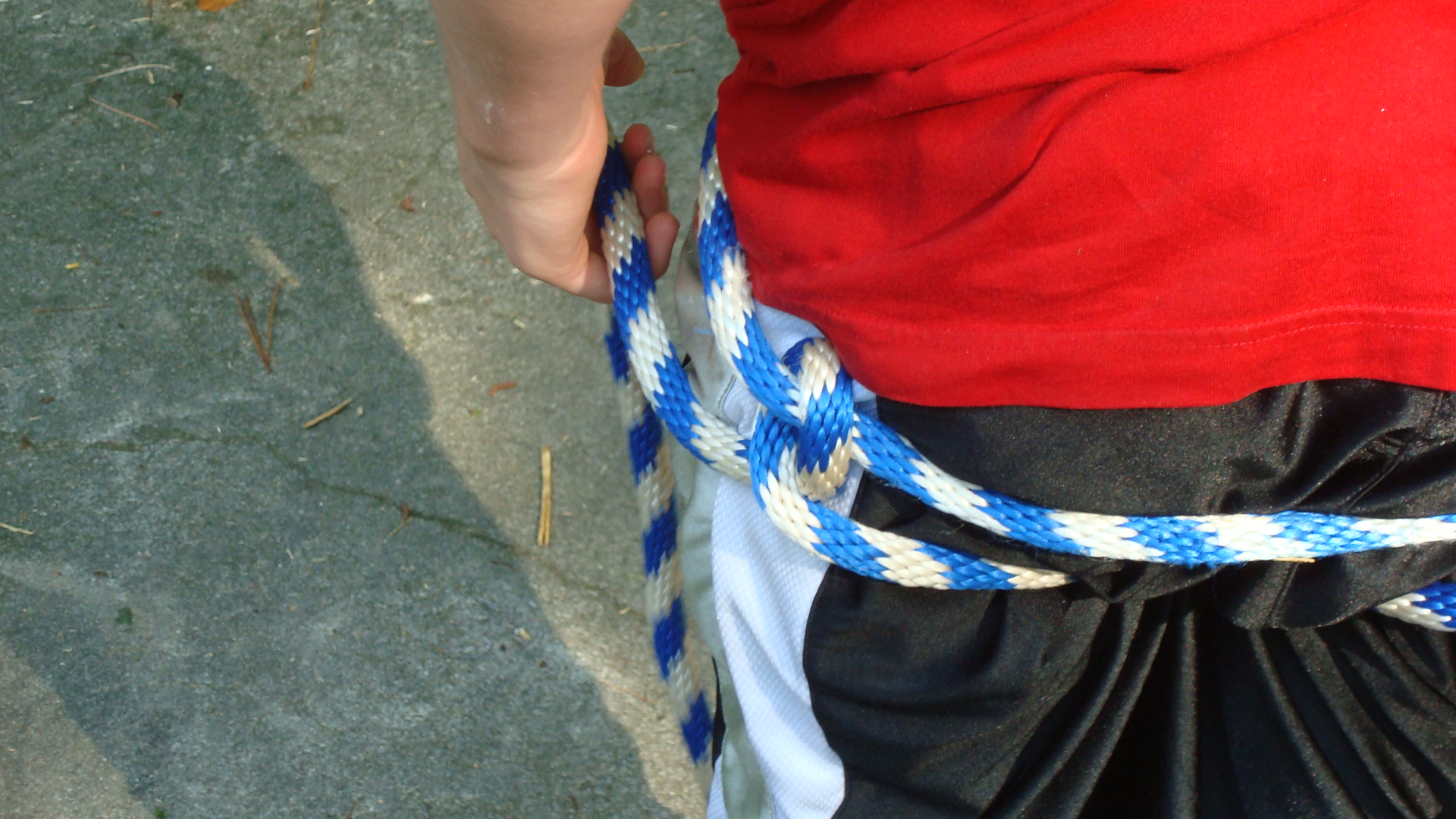 How to Climb a Tree (using Only Rope!) the Fun/simple Way 6 Steps