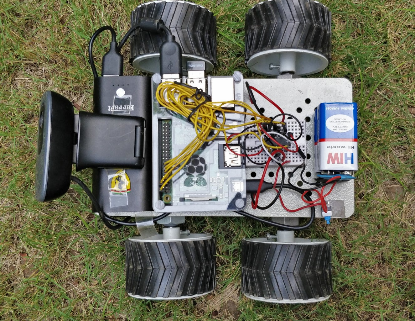 Raspberry Pi Wifi Controlled Video Streaming Robot : 8 Steps (with ...