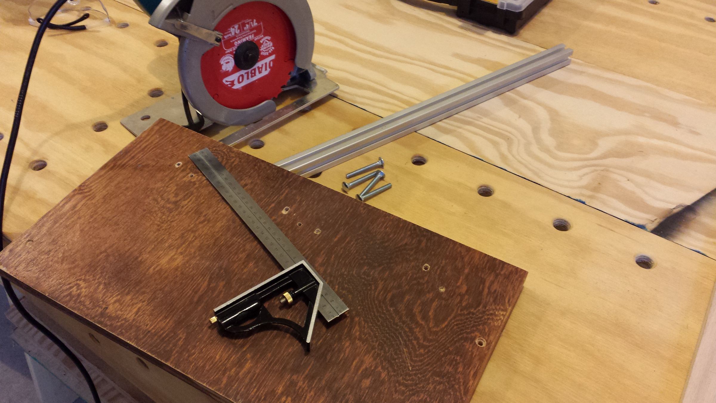 Circular Saw Rip Guide 3 Steps Instructables