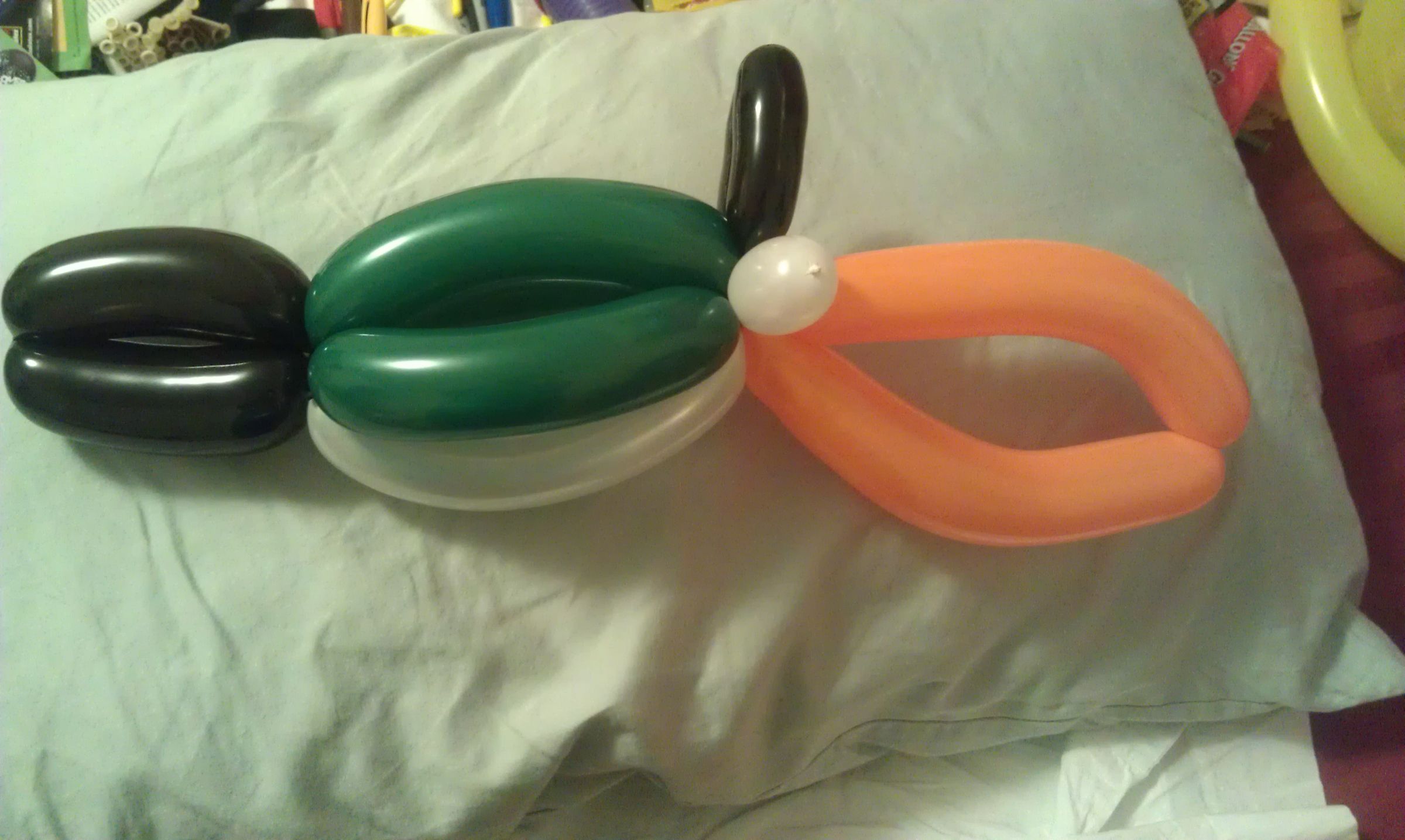 angry balloons: green DIY Project DIY Project Image
