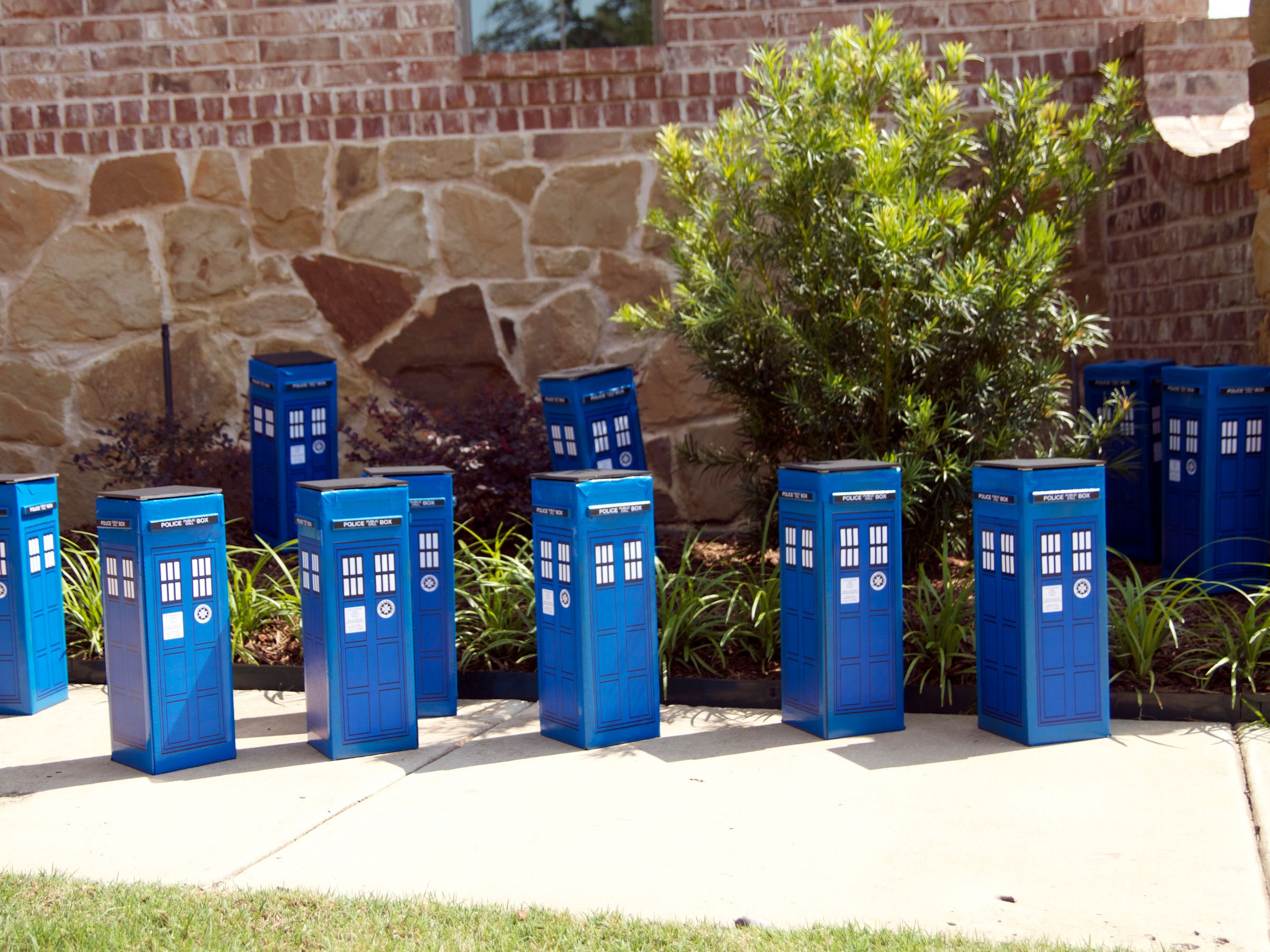 build a bunch of table top tardis DIY Project DIY Project Image