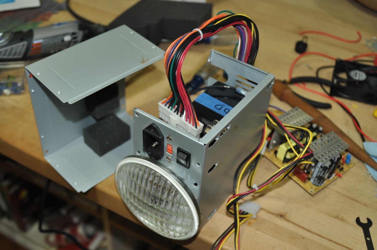 Hack-A-Lantern: Recycled Computer Power Supply Flashlight : 8 Steps ...