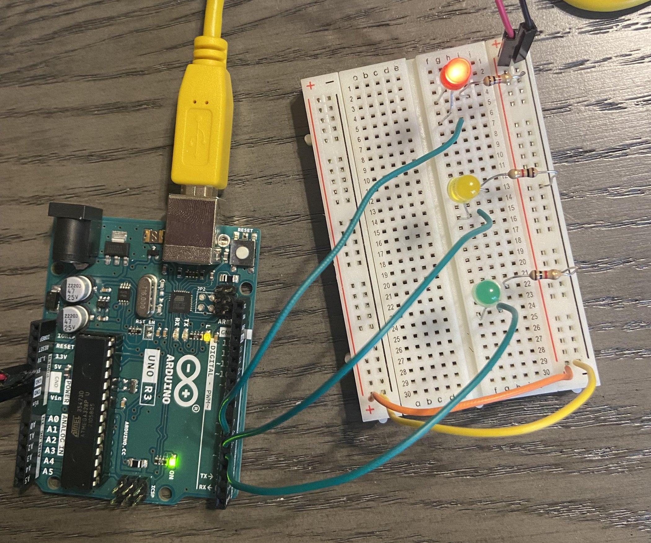 Stoplight : 3 Steps - Instructables