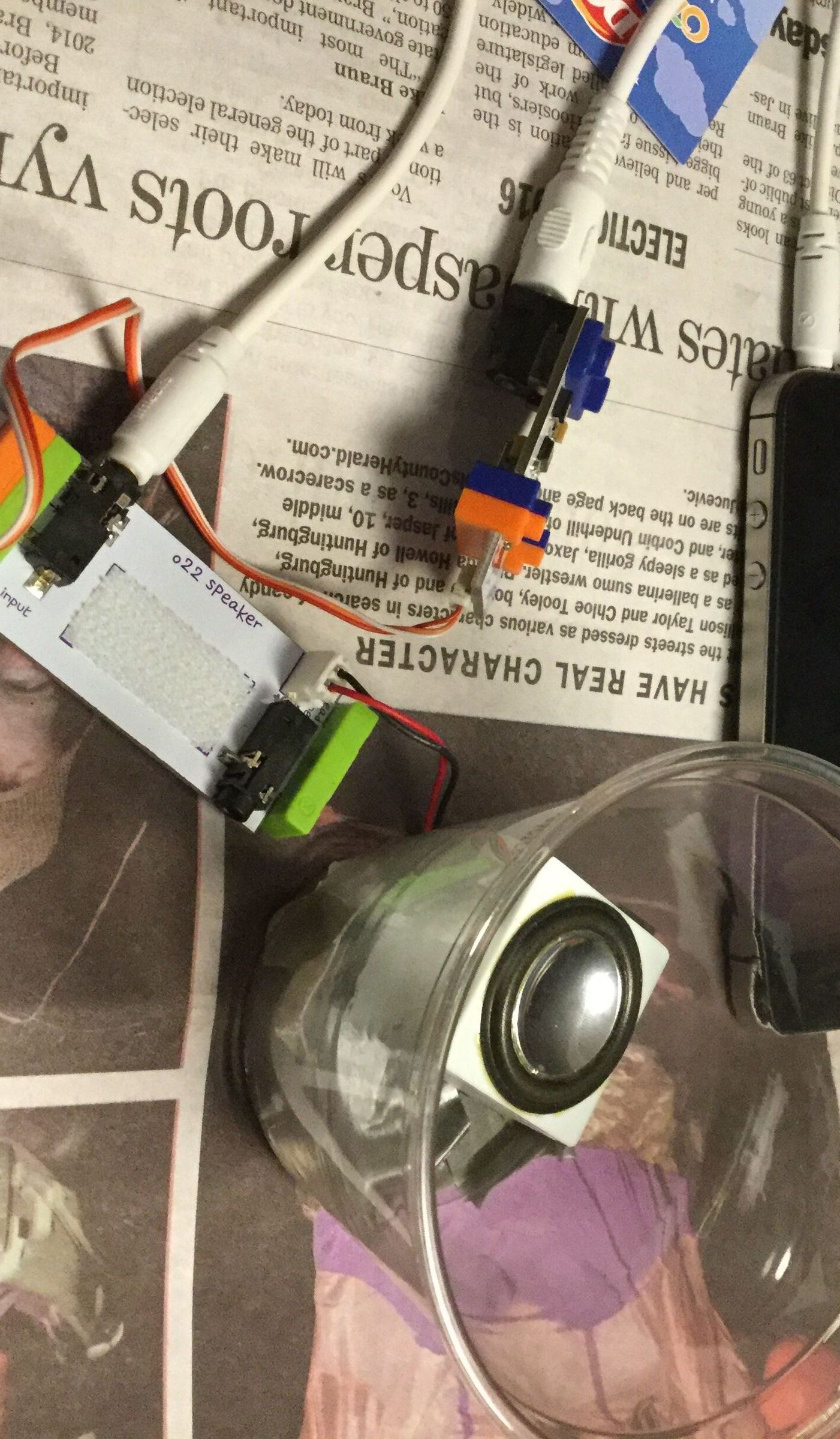 Little bits speaker