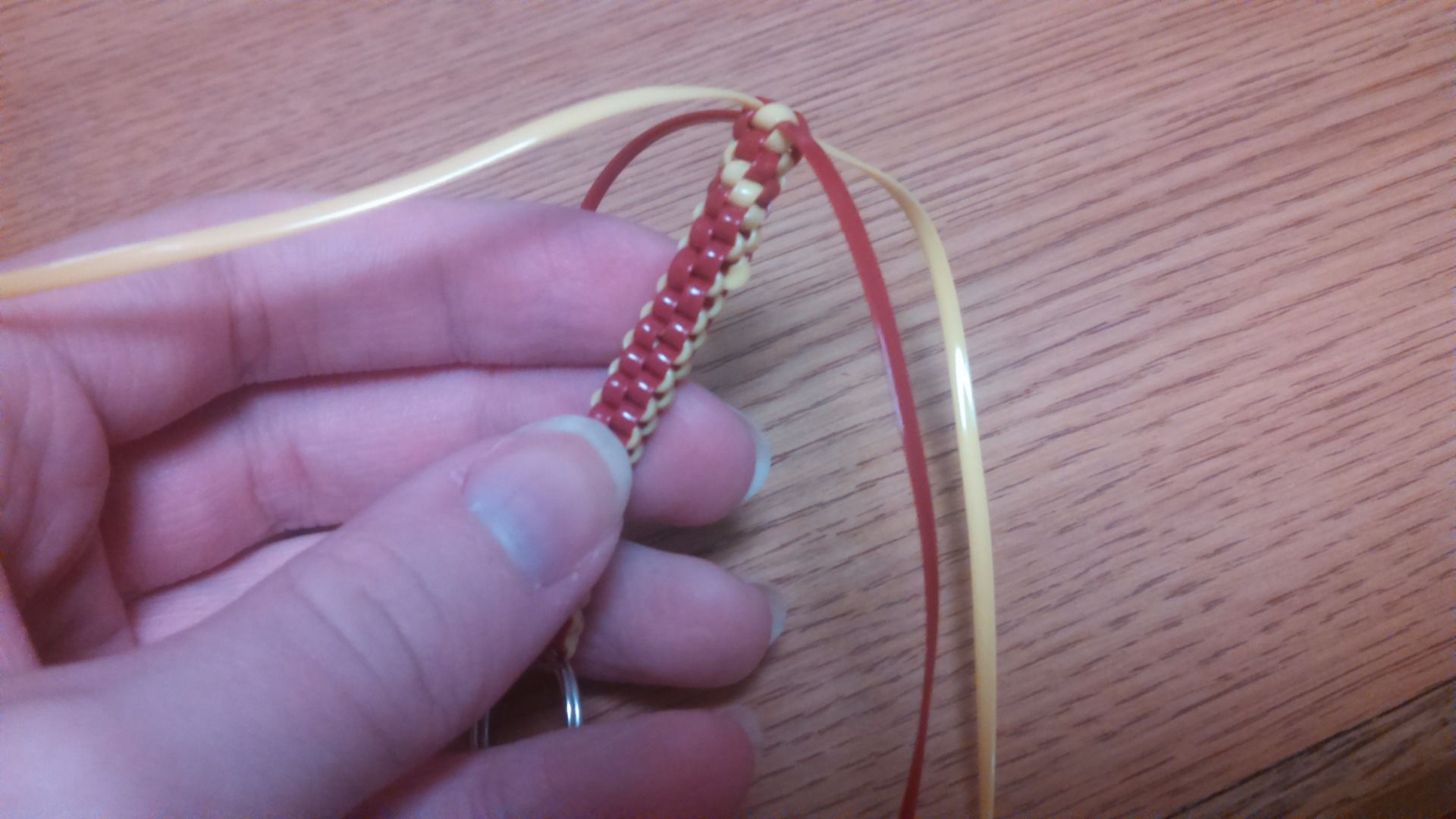 How to Weave Plastic Lacing Crafts 9 Steps Instructables