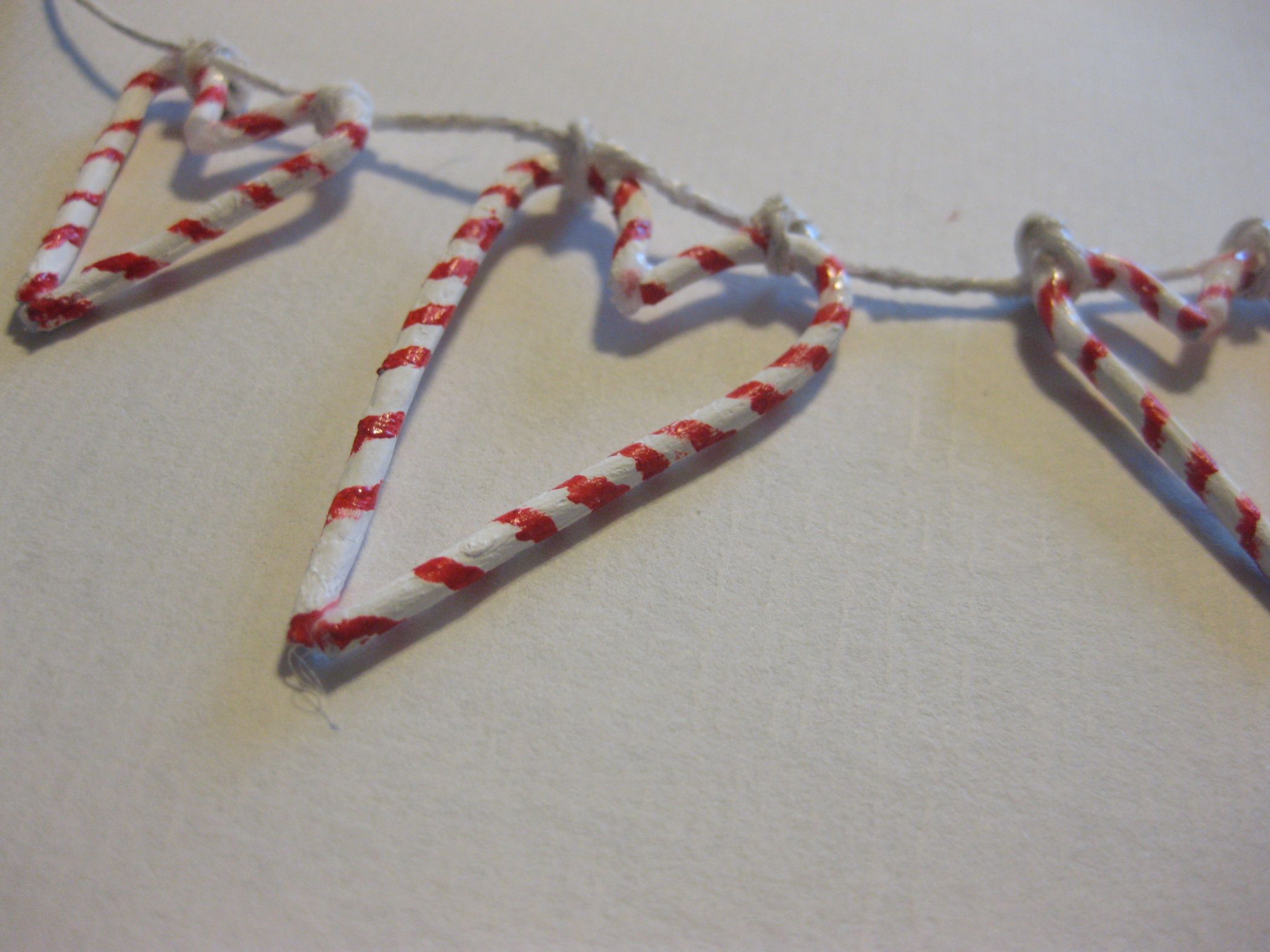 Candy Cane Necklace 5 Steps Instructables