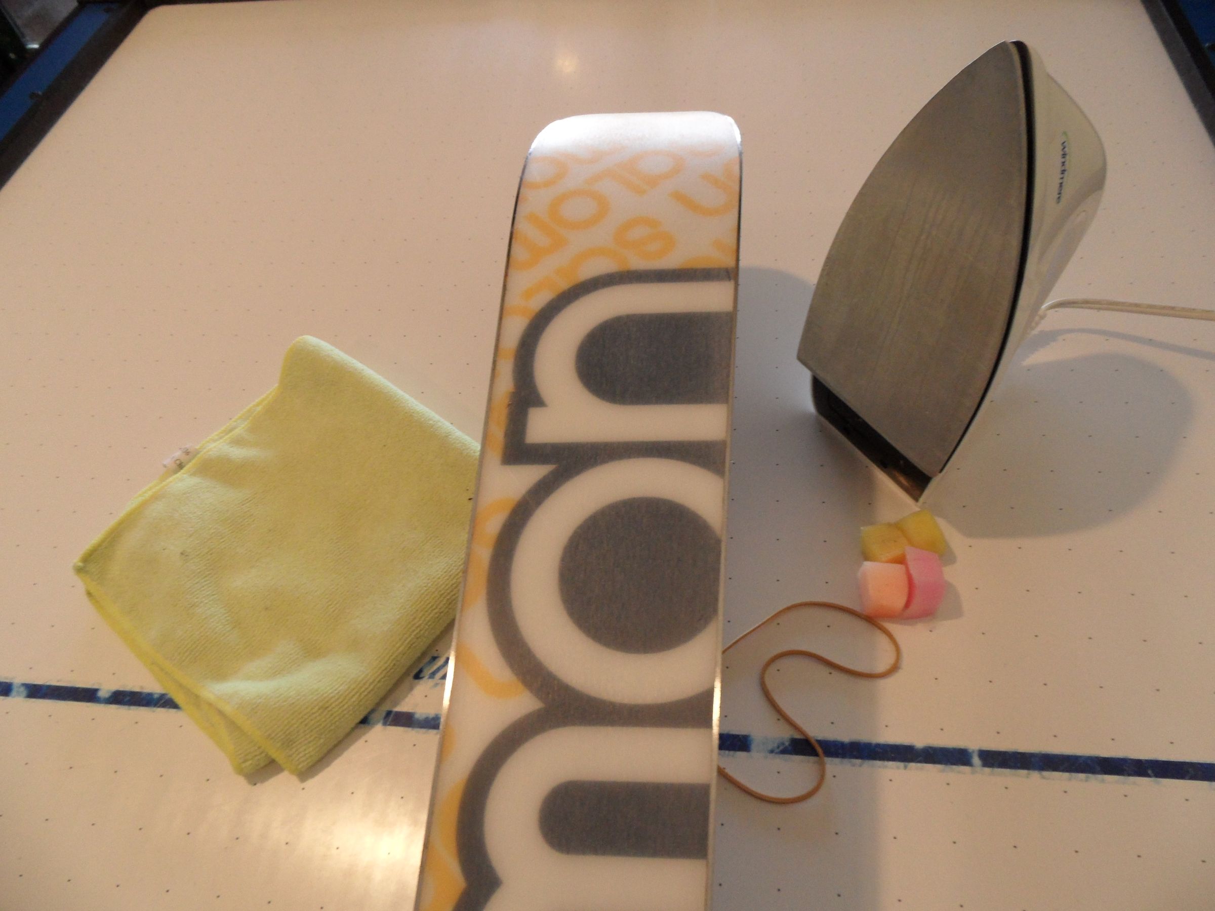 How to Wax Your Alpine Skis 9 Steps (with Pictures) Instructables