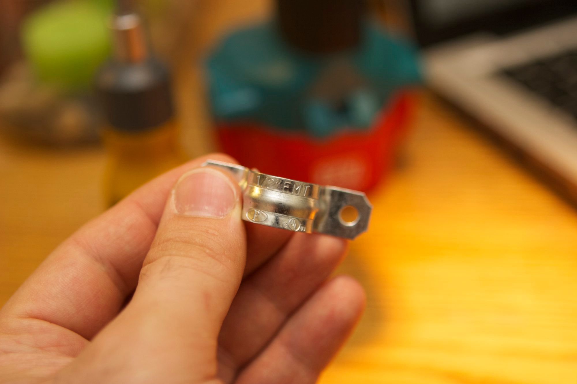 Mount Baby Monitor Camera in the Crib 11 Steps (with Pictures