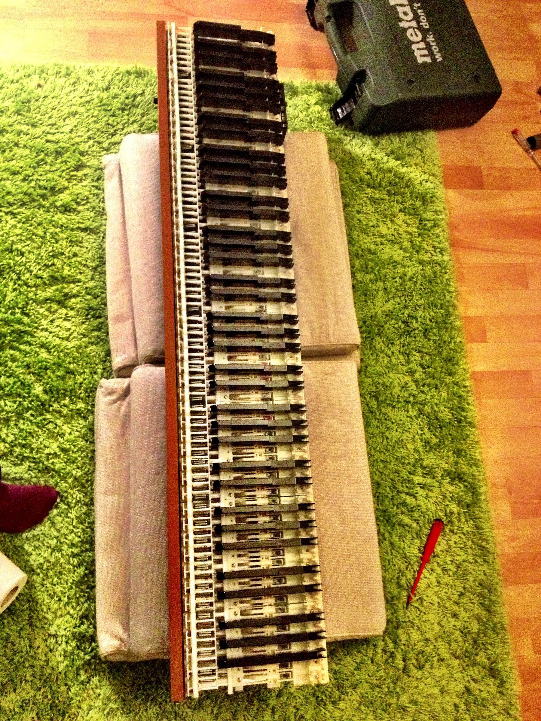 Refurbish an EPiano Fix and Polish Broken Keys 6 Steps (with