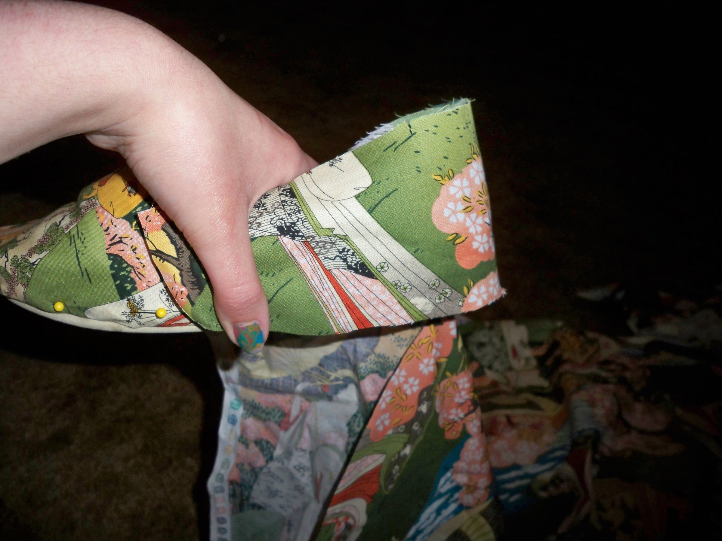 Customize Your Shoes! (Toms) 3 Steps (with Pictures) Instructables