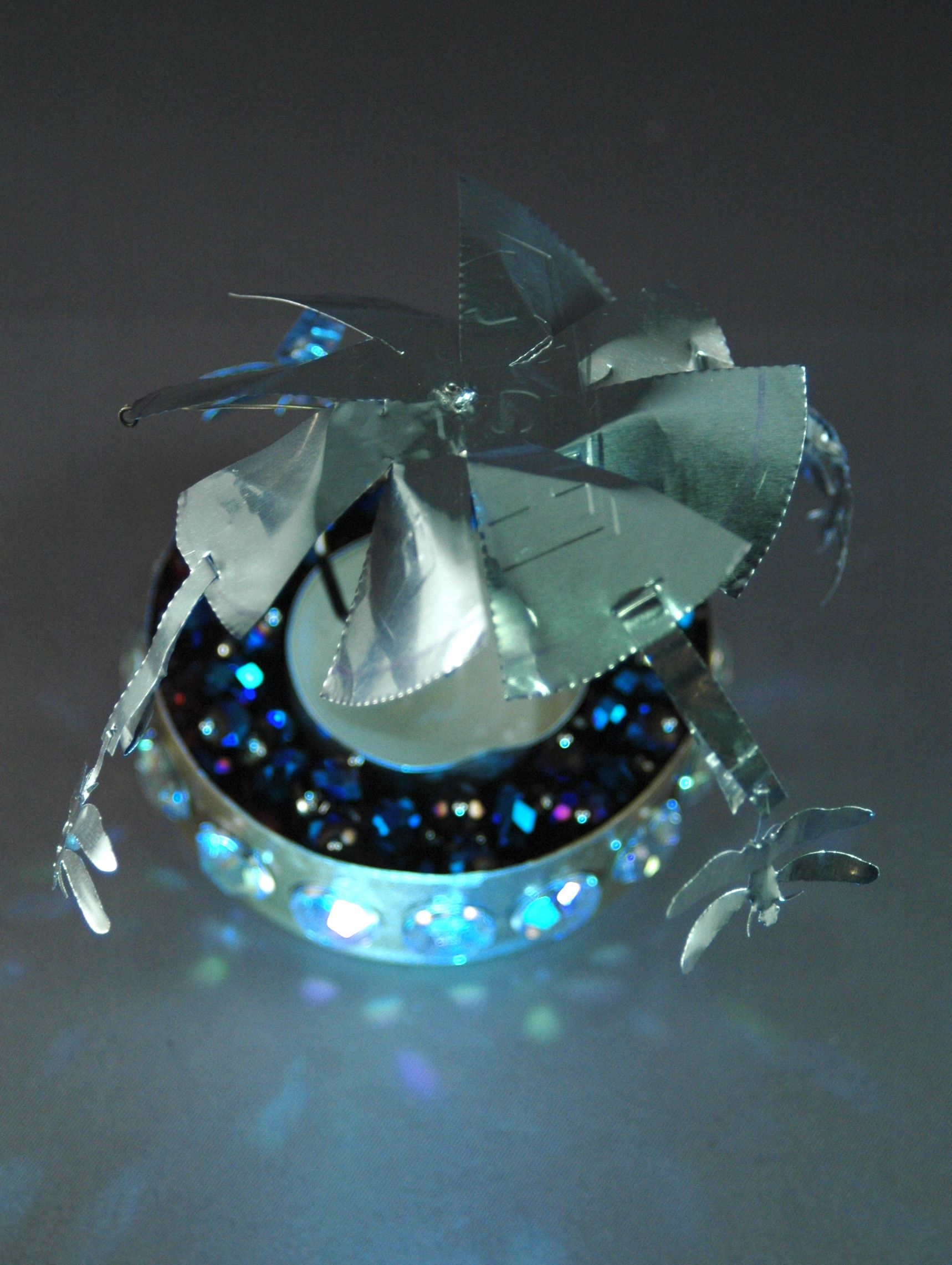 Spinning Sparkling Candle Carousel 8 Steps (with Pictures