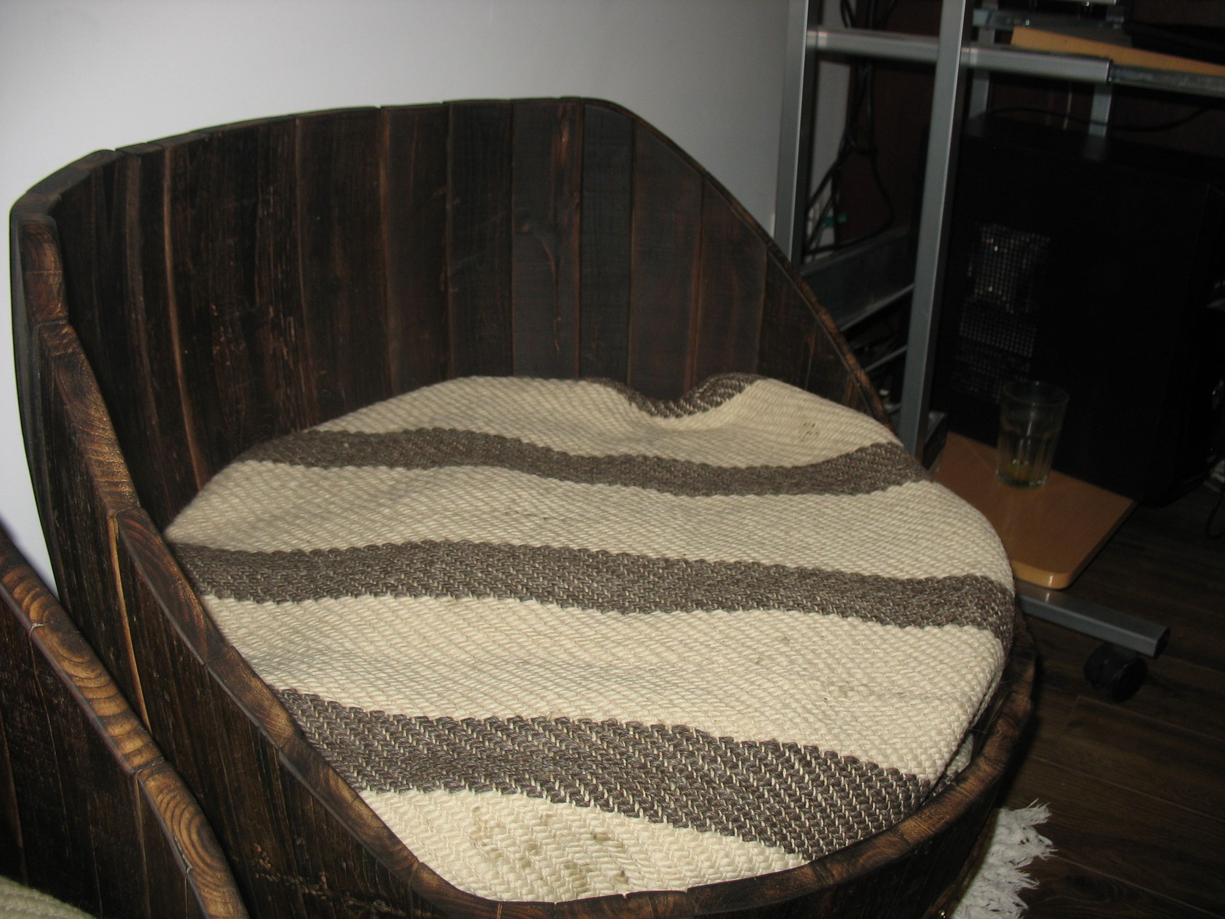 Barrel Chairs 6 Steps Instructables