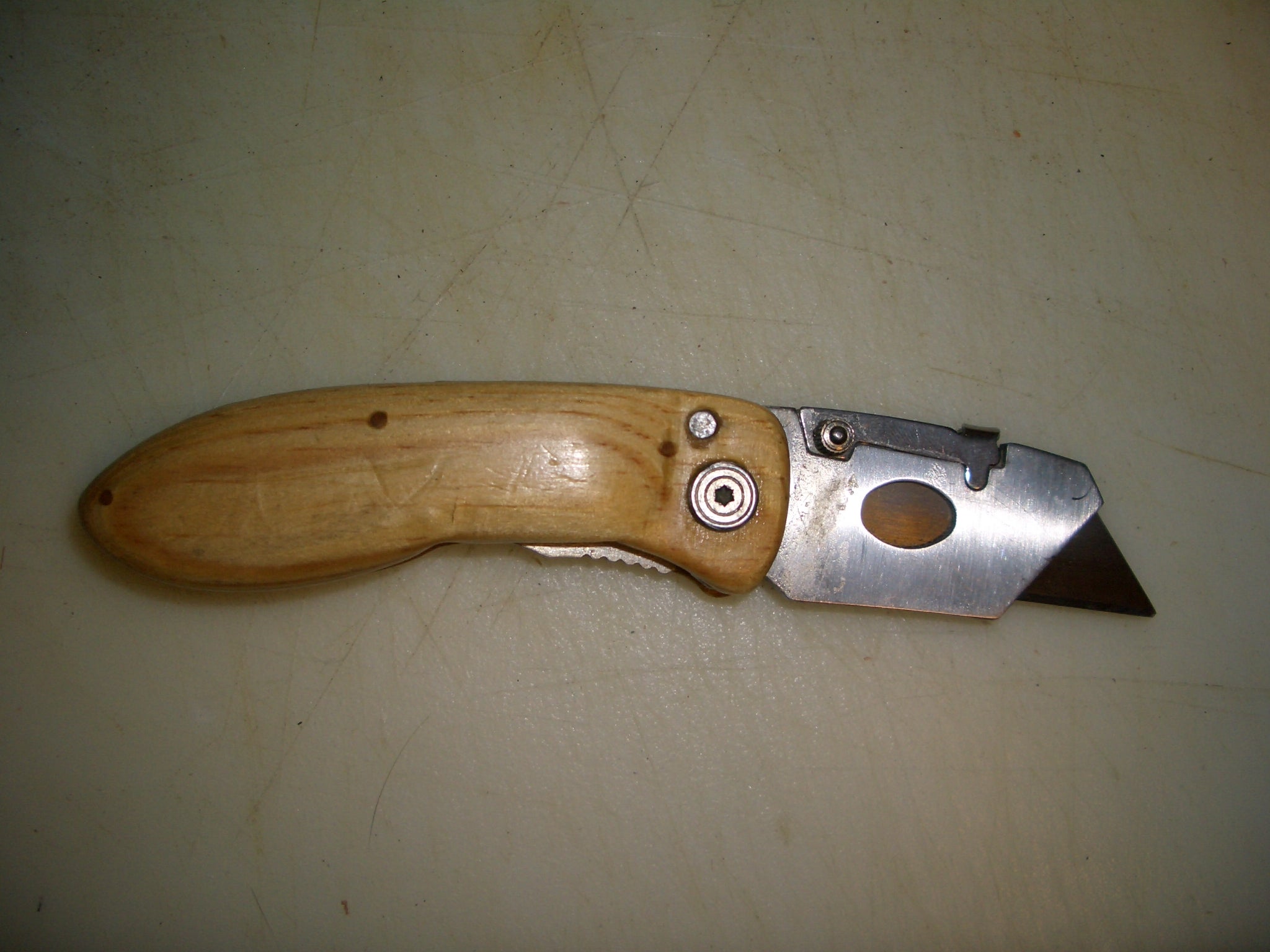 Stylish Box Cutter 4 Steps Instructables