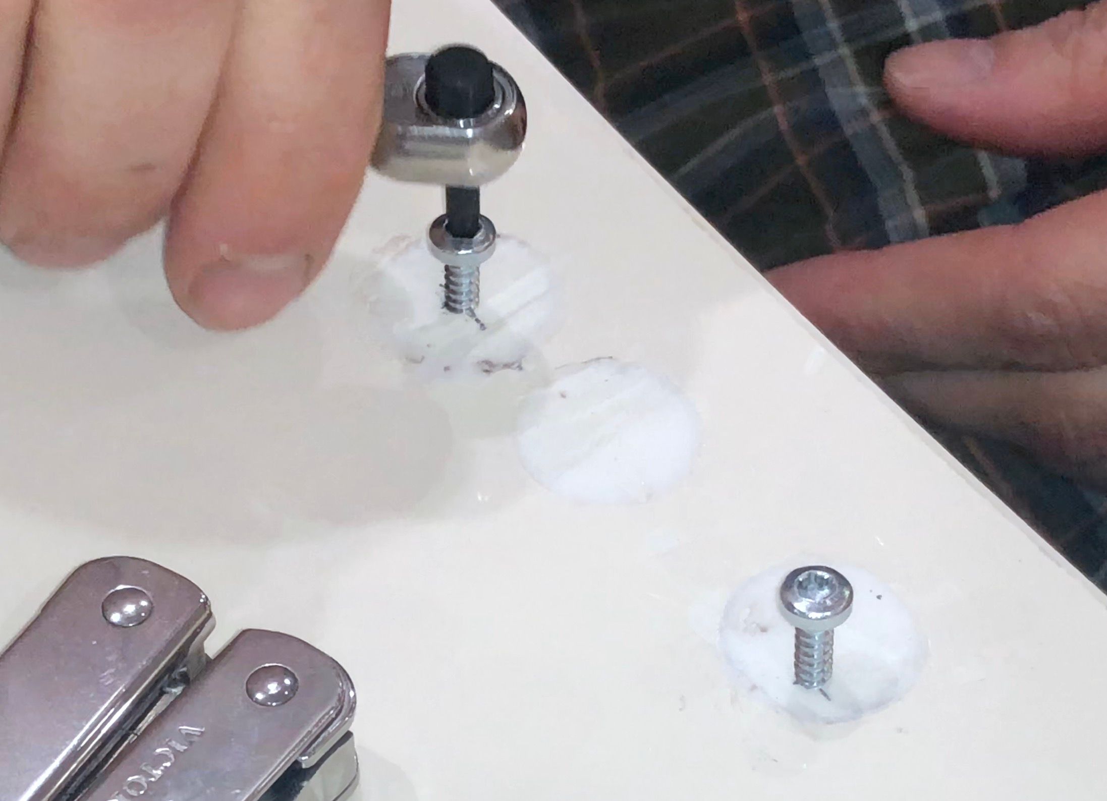 Fix Stripped Scerw Holes in Furniture! : 6 Steps (with Pictures ...