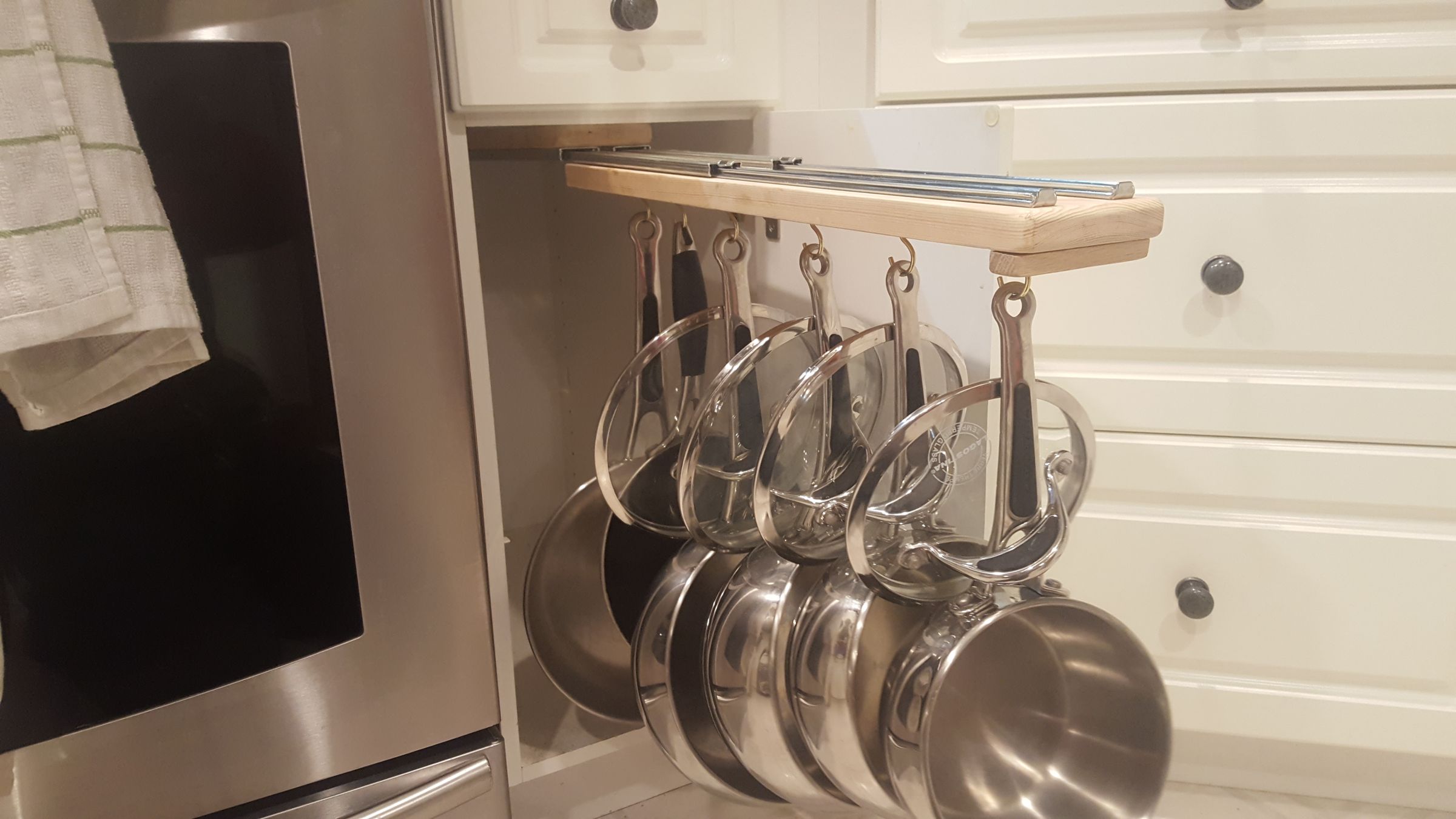 Sliding Pot Rack 12 Steps Instructables
