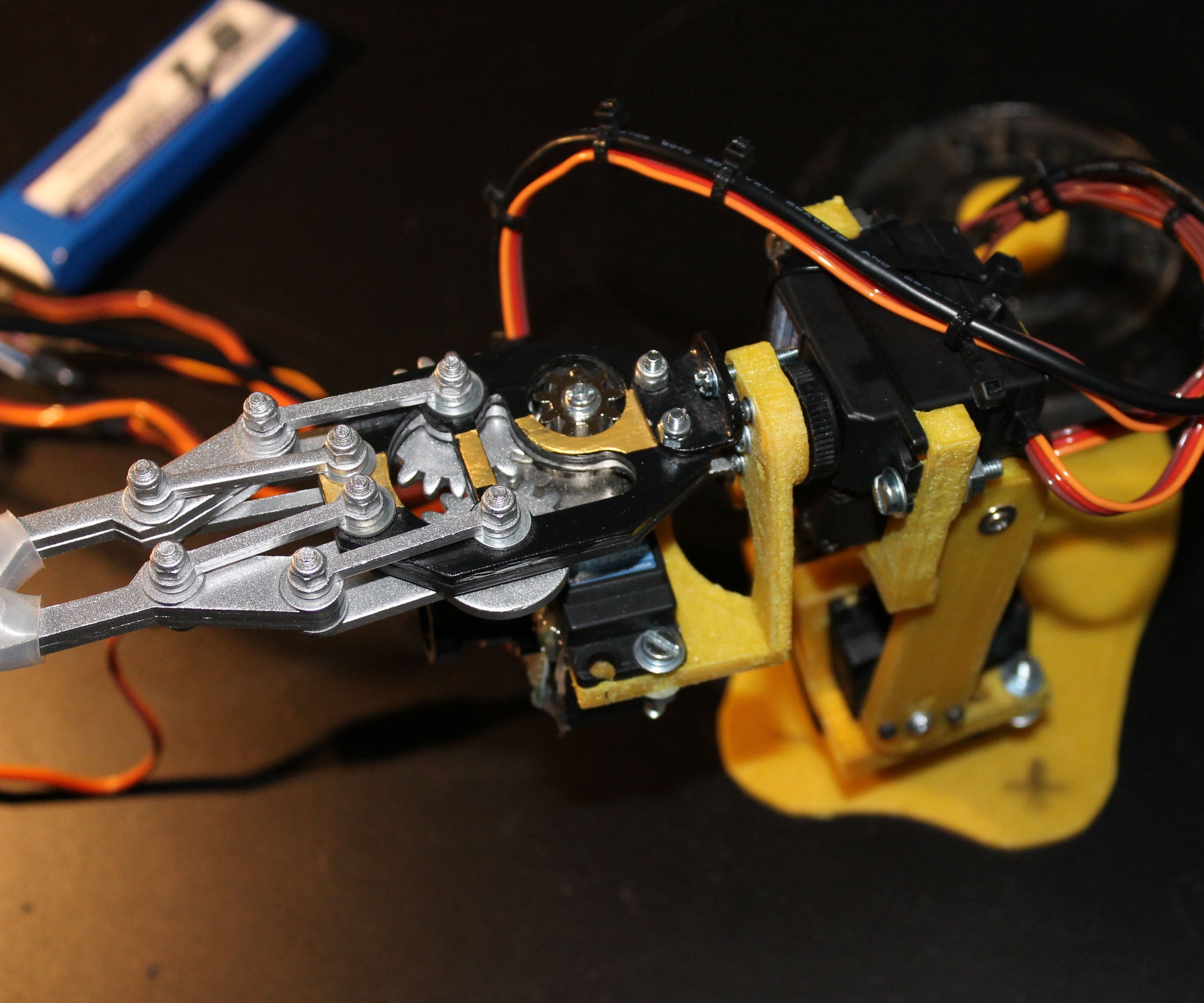 Robotic Arm : 7 Steps (with Pictures) - Instructables