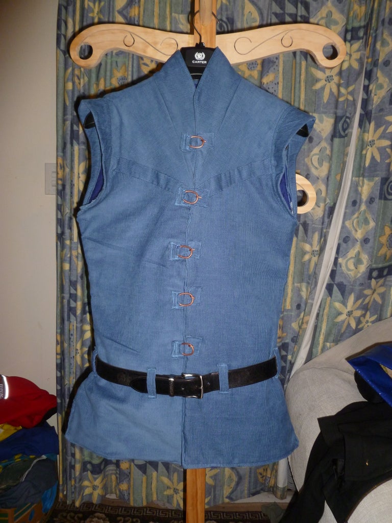 Flynn Rider Vest From Tangled 6 Steps Instructables