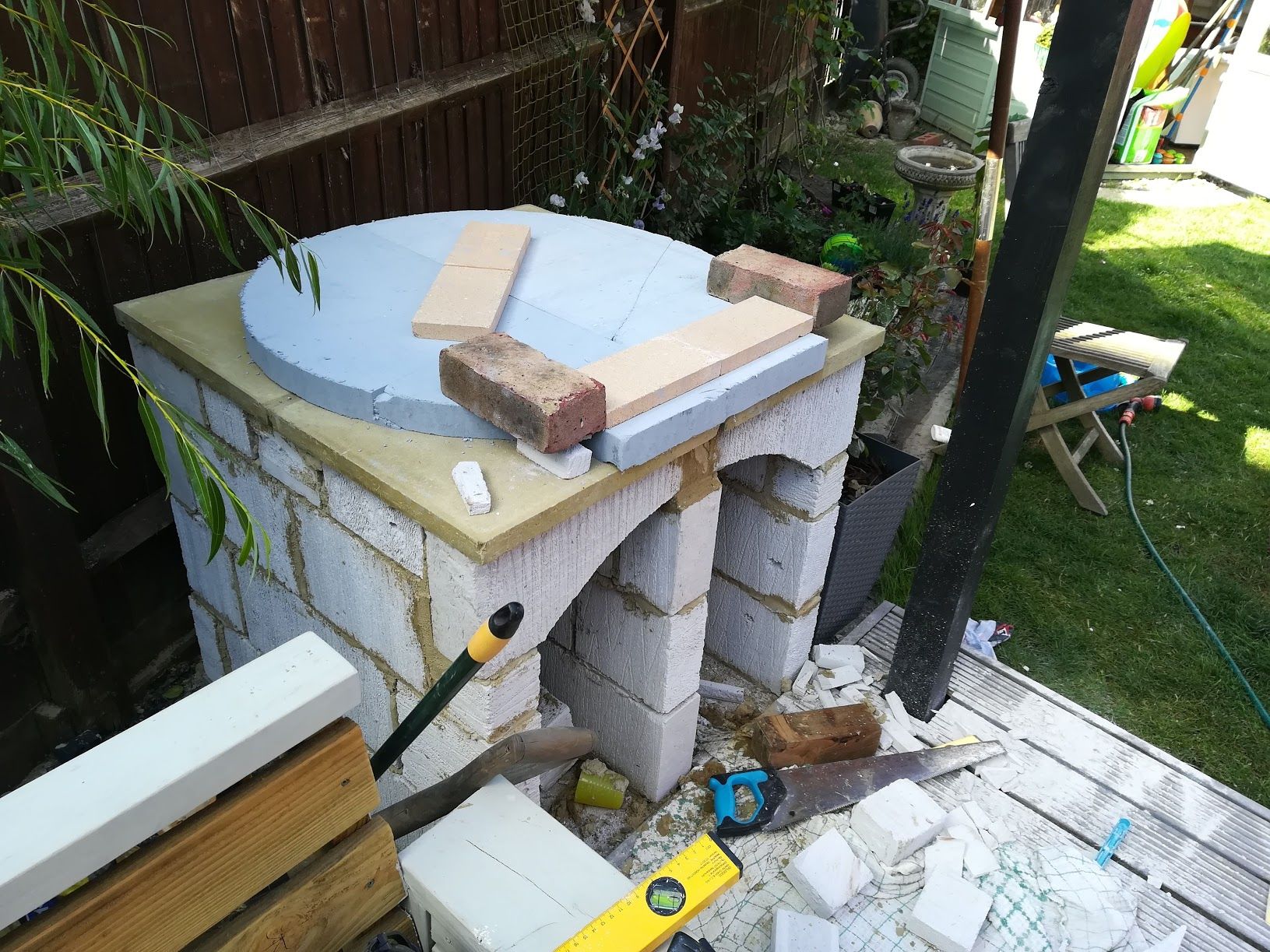 Vermiculite, Gym Ball Dome, Wood Fired Pizza Oven 10 Steps (with