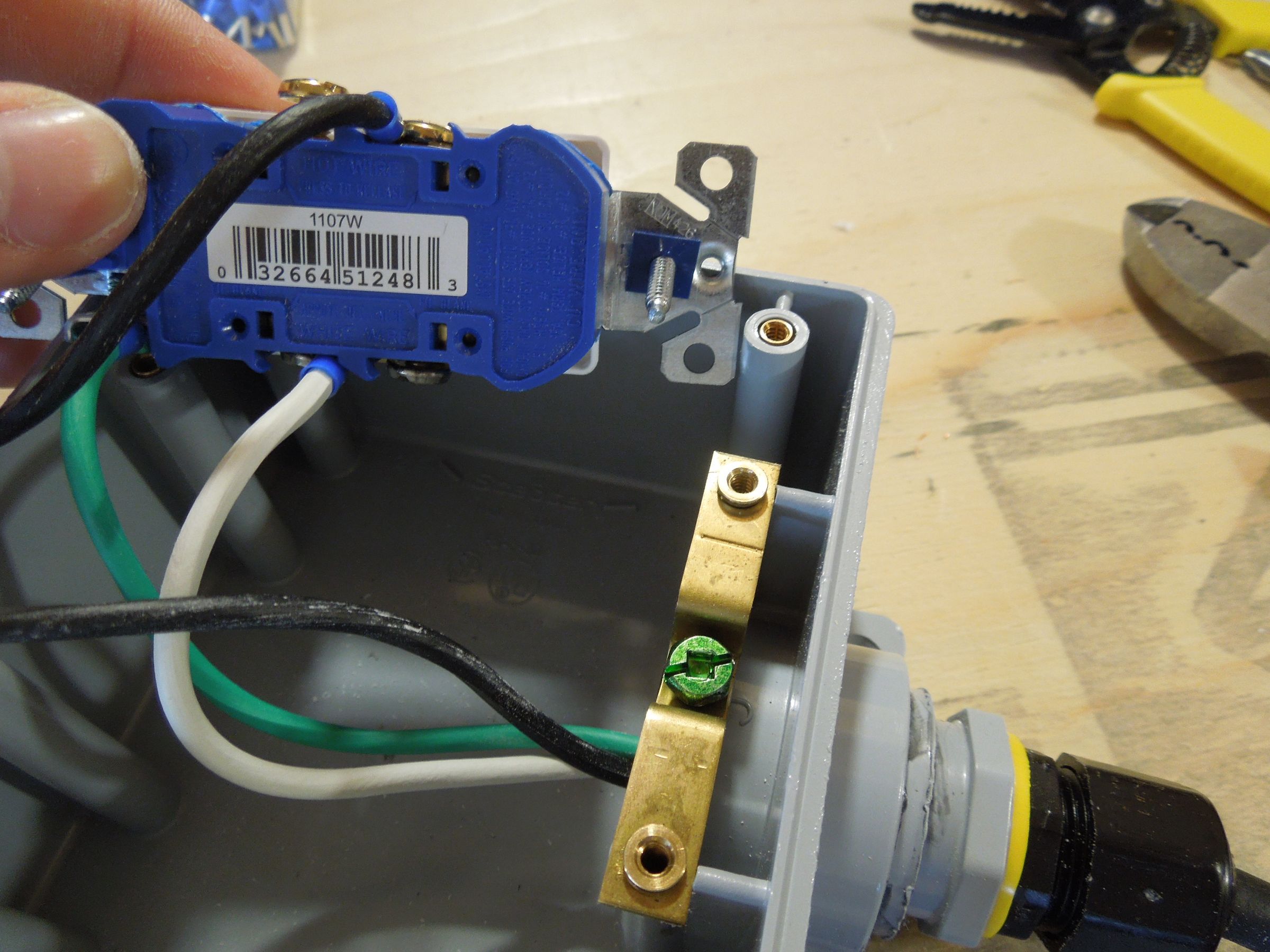 DIY Extension Cord With Built in Switch Safe, Quick and Simple 5