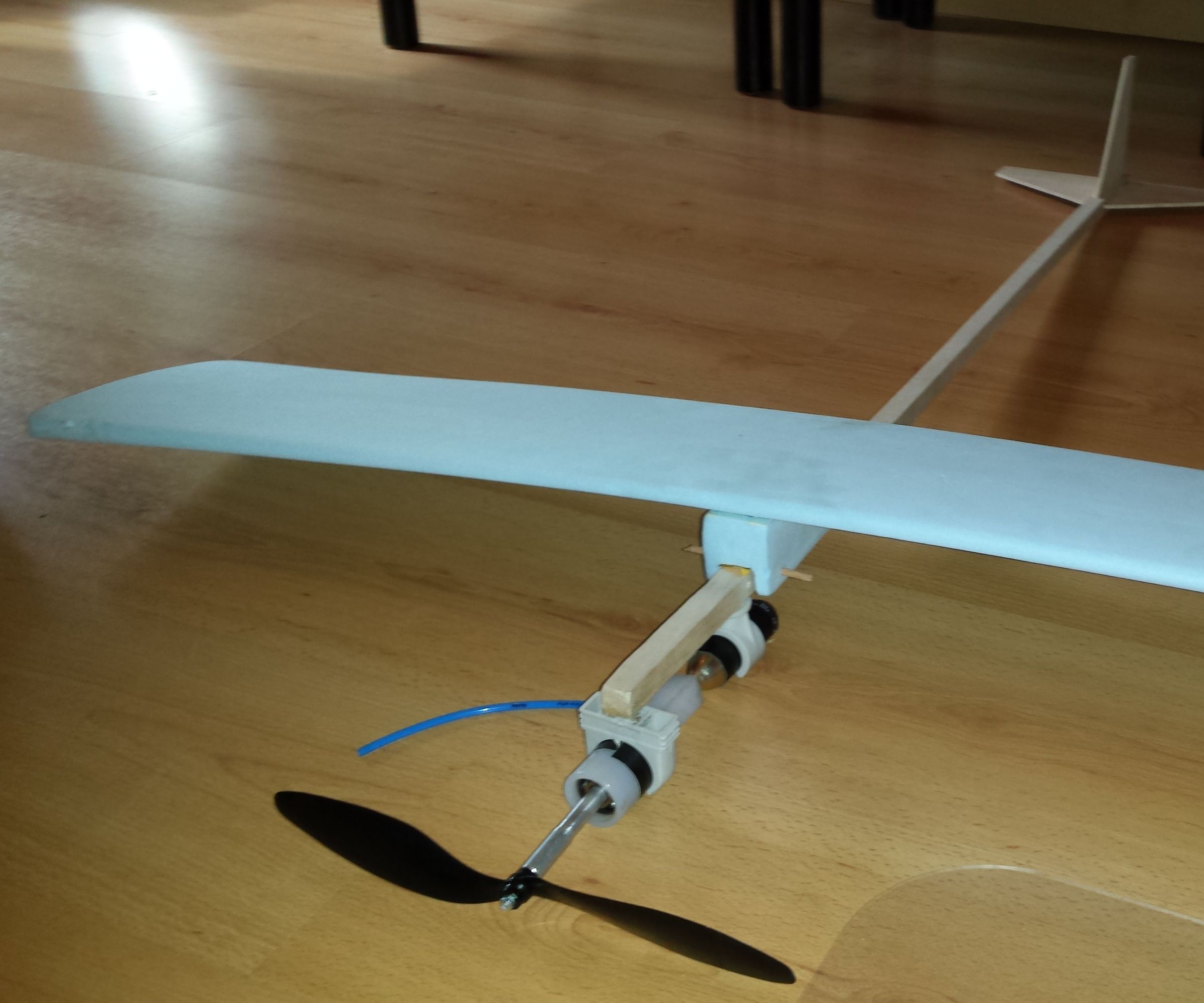 co2 airplane DIY Project DIY Project Image