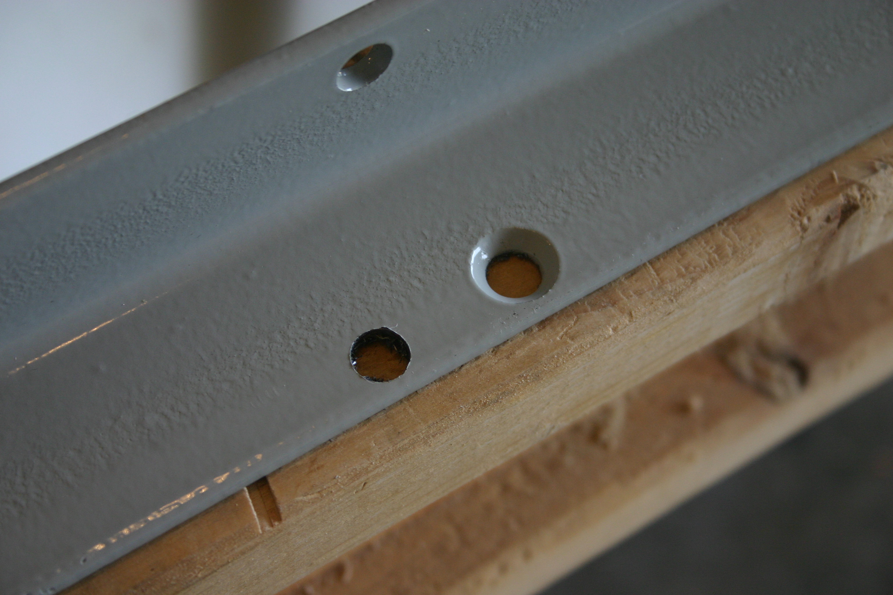 Retrofitting a Delta T2 Fence to a Craftsman Table Saw 7 Steps