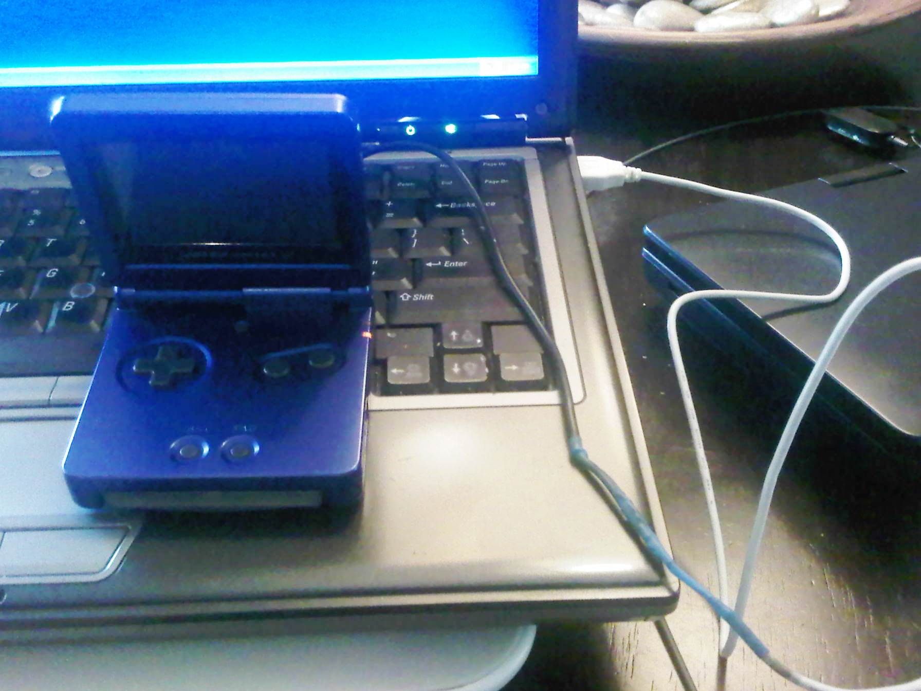Make a Gameboy Advance SP USB Charger Cable Charge Your GBA From a PC or Cellphone Charger 3