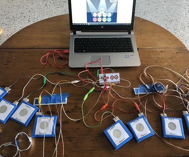 Makey Makey Two Team Game Buzzer System 4 Steps Instructables