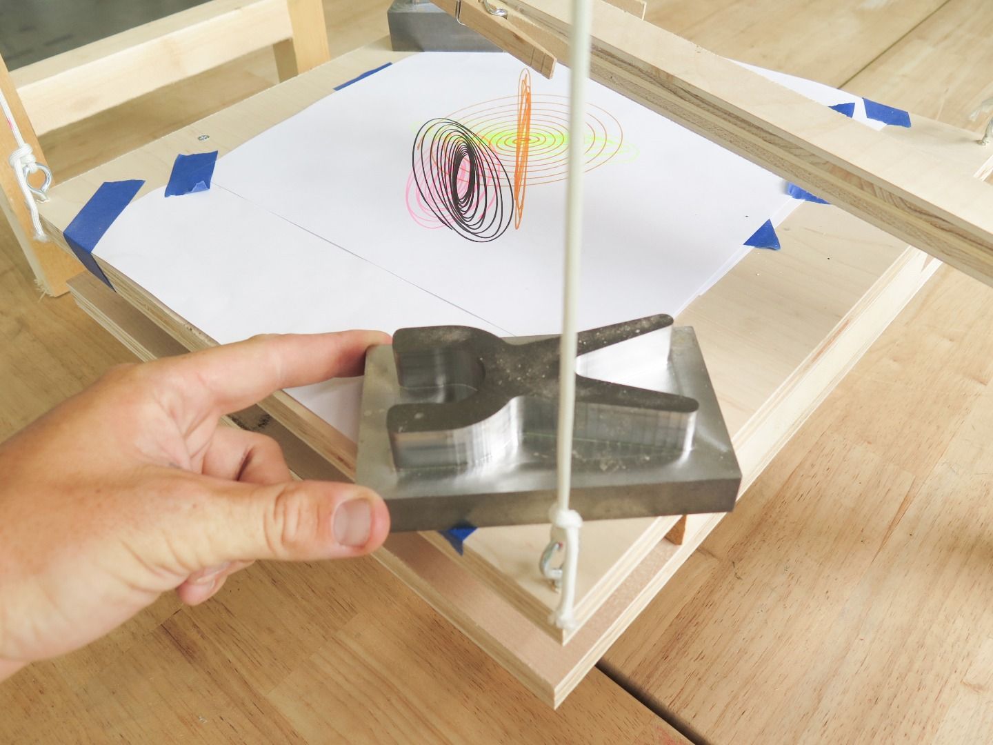 Homemade Harmonograph! 9 Steps (with Pictures) Instructables
