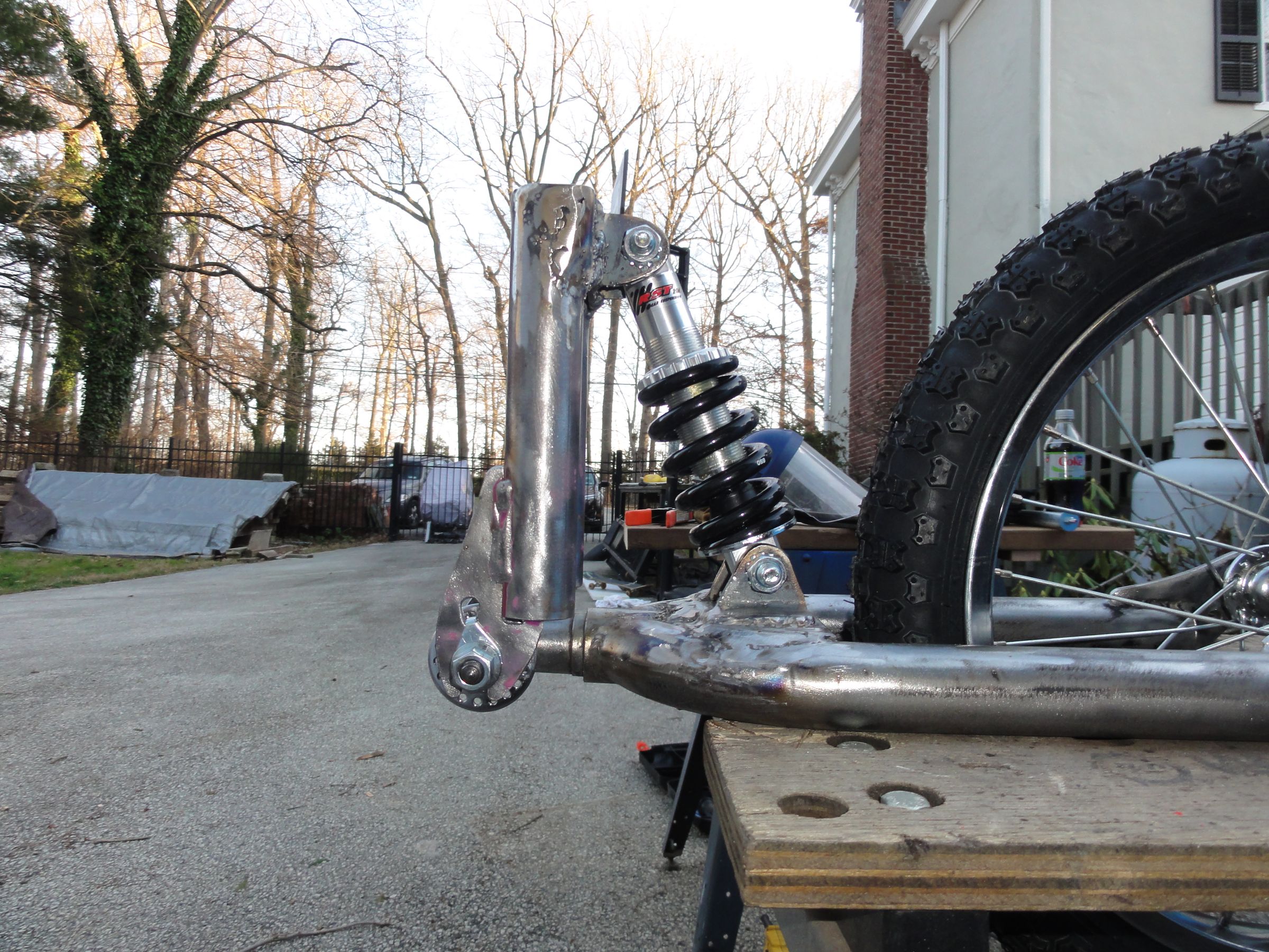 Single Wheel Bicycle Trailer With Suspension. 10 Steps (with Pictures