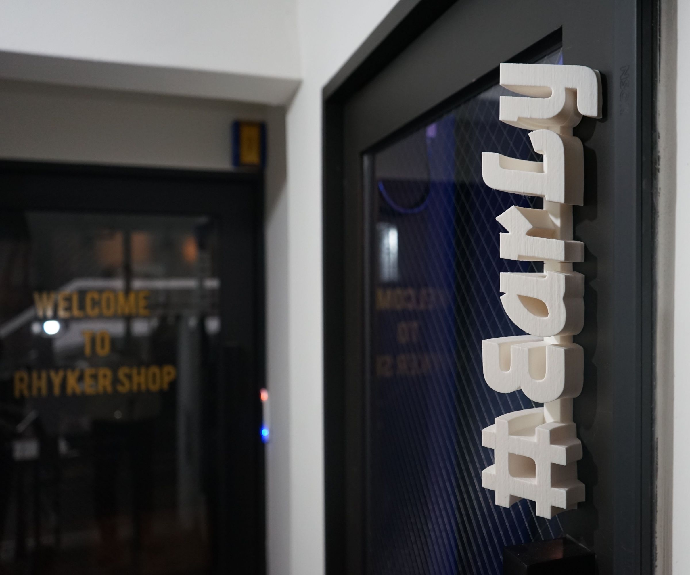 [super easy!] making your own signage by 3d printing DIY Project DIY Project Image