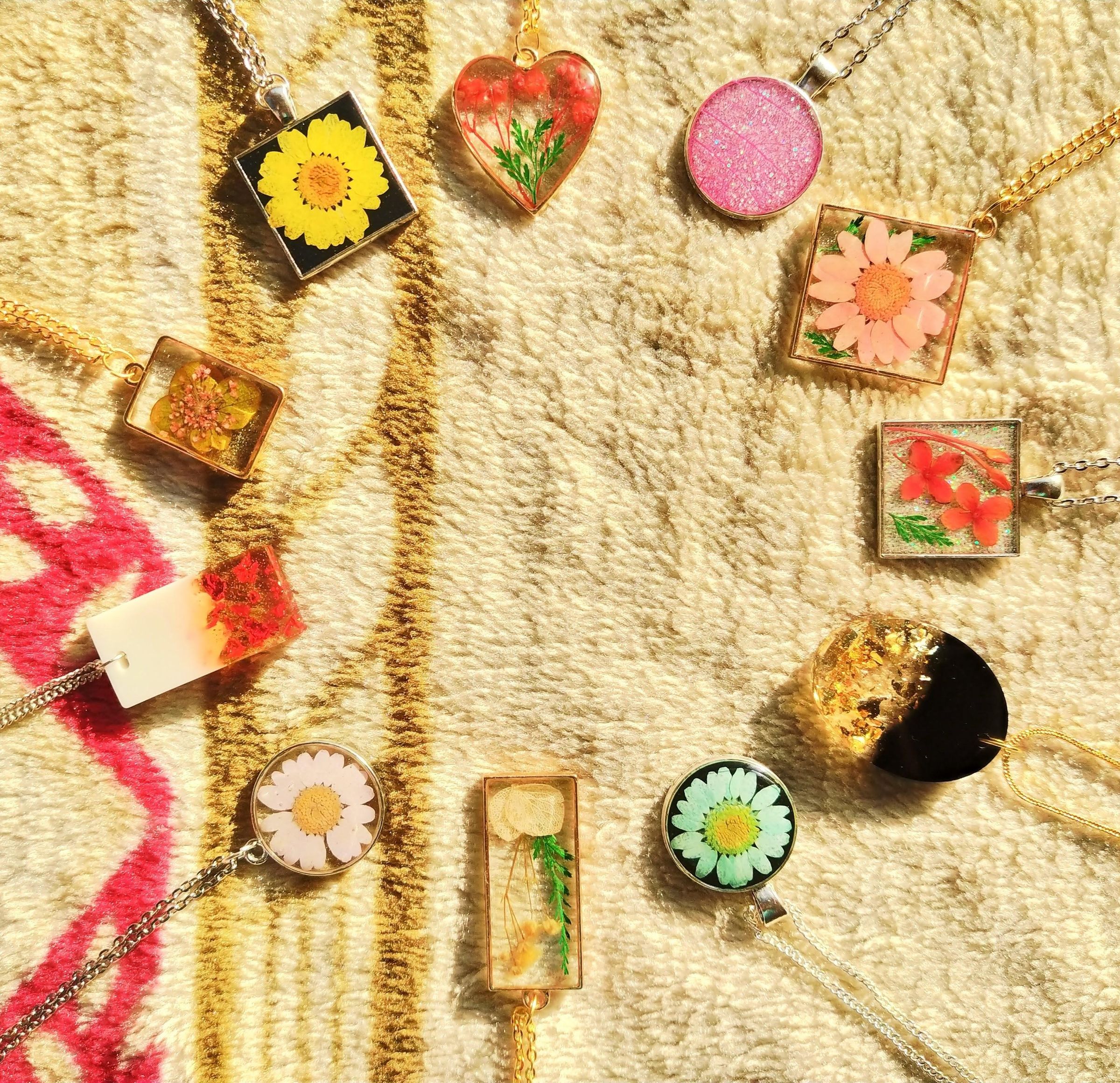 Botanical Resin Jewelry 29 Steps (with Pictures) Instructables