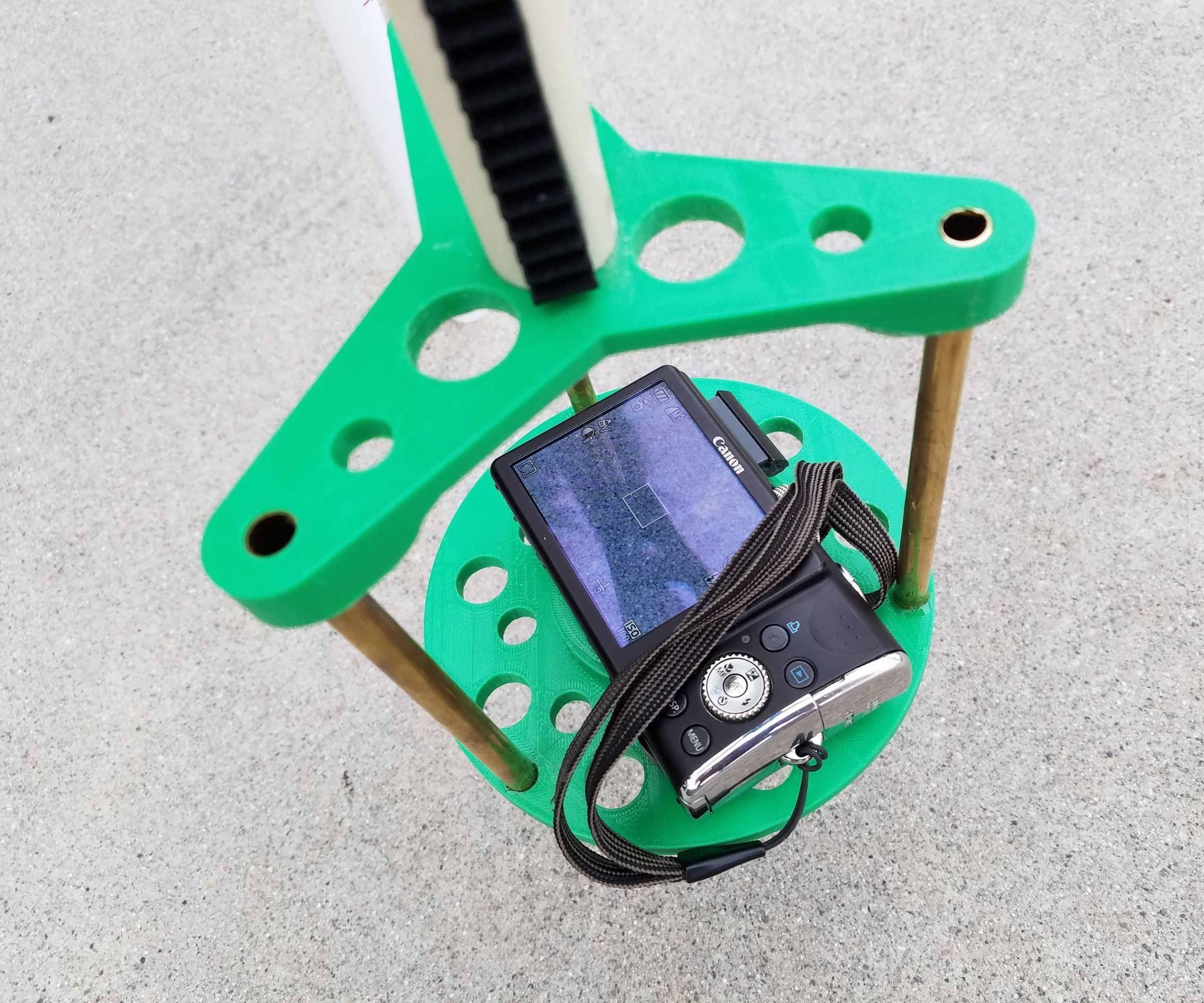 DIY guide for Photographic Copy Stand with step-by-step instructions