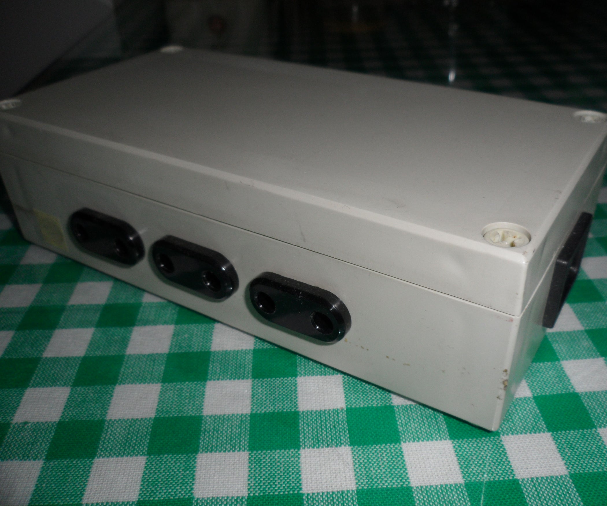 Lazy Boy's RF Switch Box Instructables