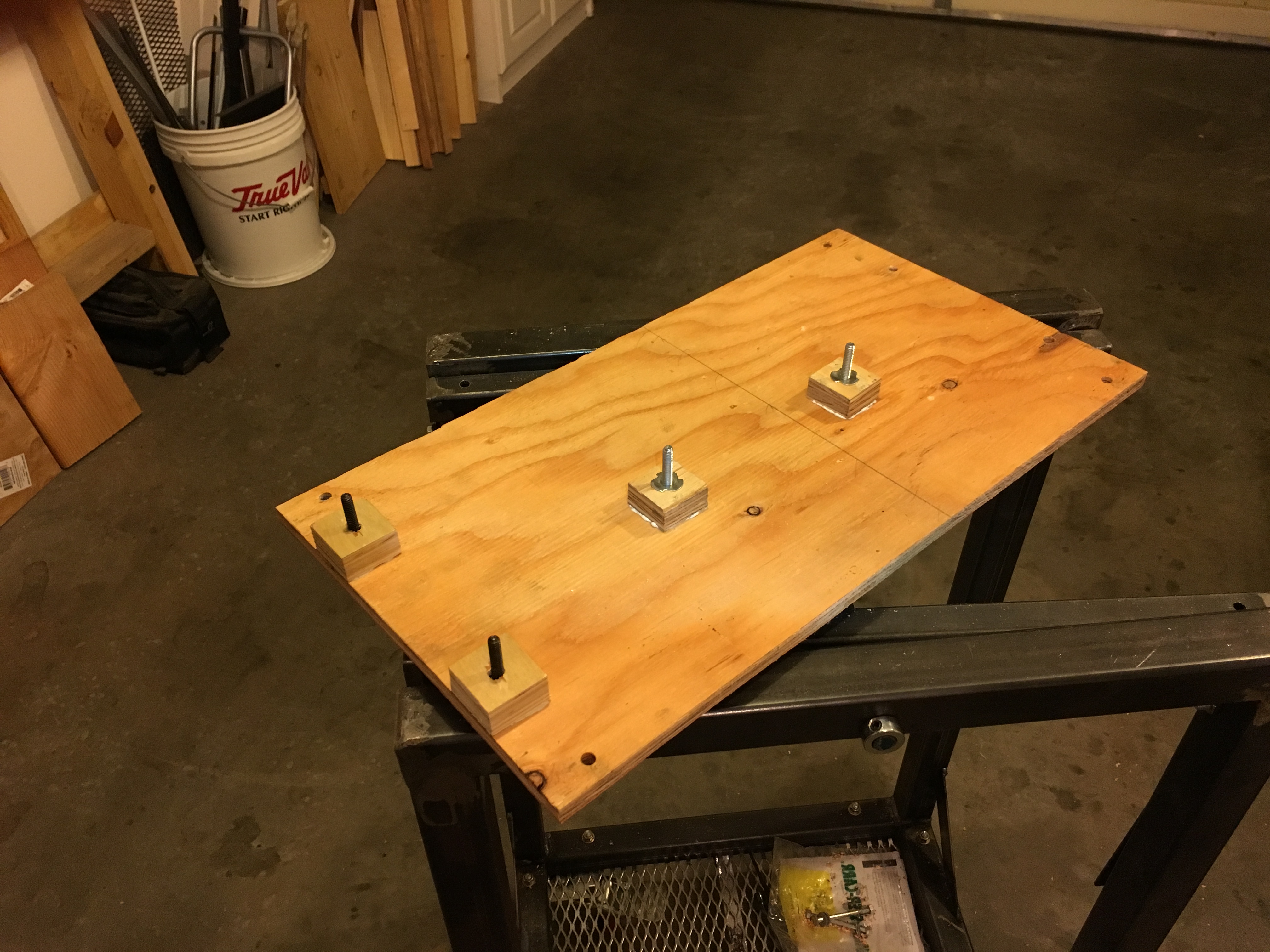 Metal Rotating Tool Stand 6 Steps (with Pictures) Instructables