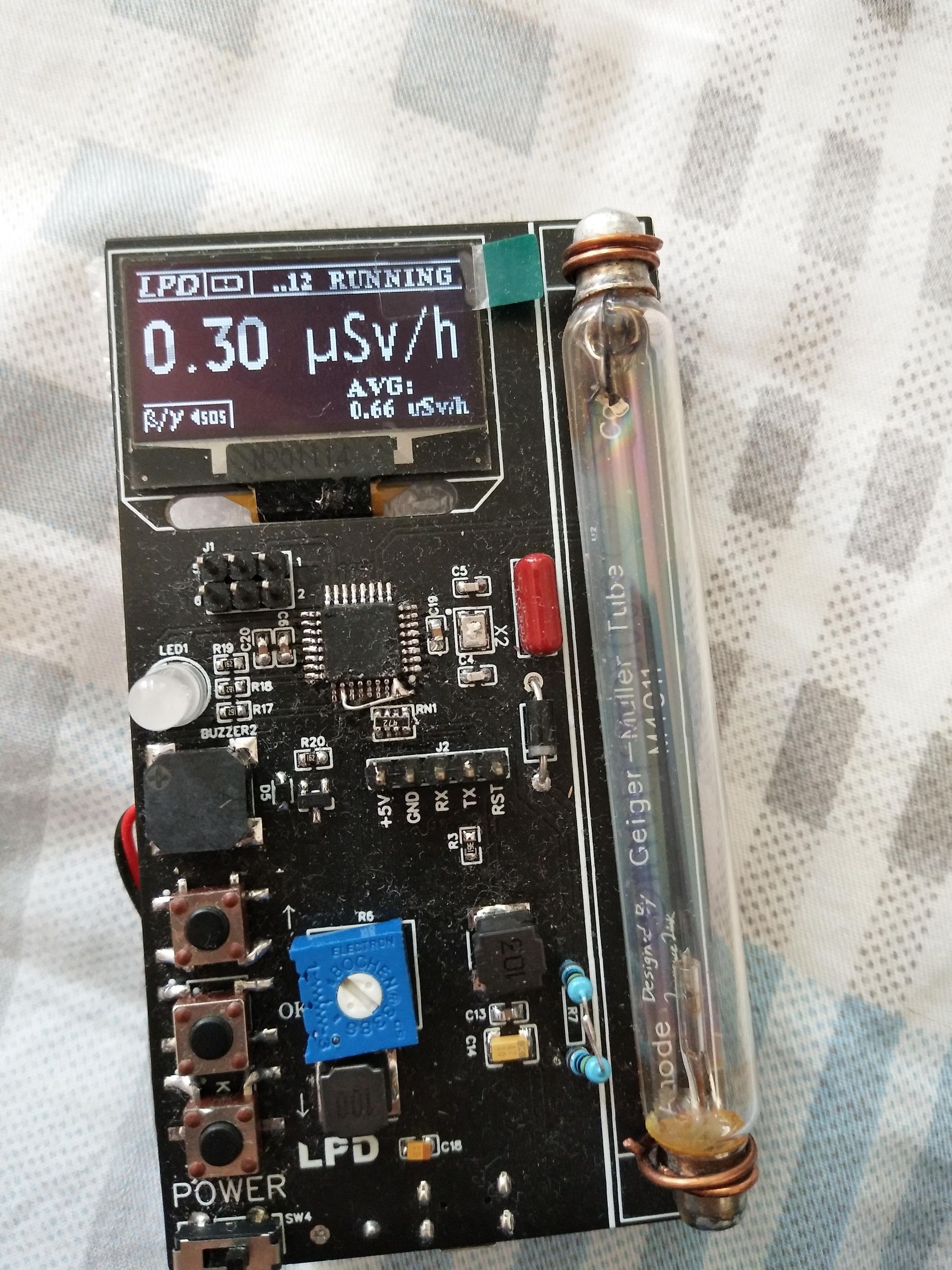 DIY a Simple Geiger Counter 4 Steps Instructables