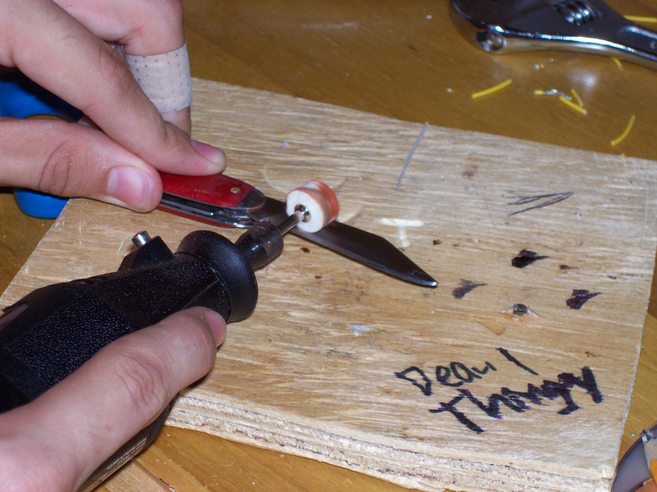 Quickly Sharpen a Knife...with a Dremel! 4 Steps Instructables