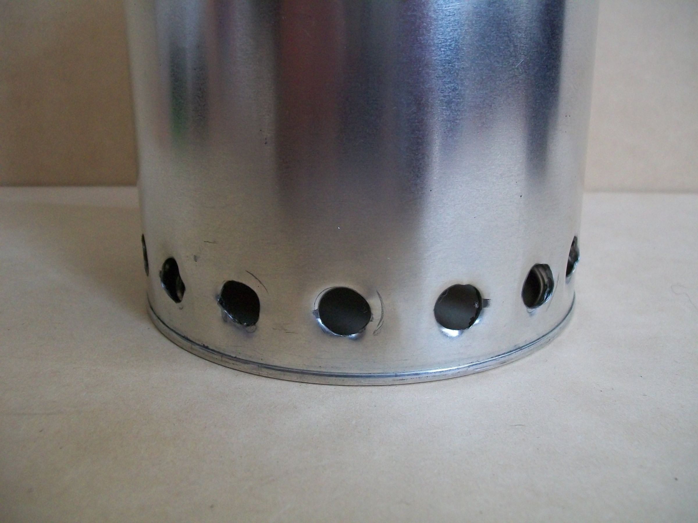 How to Make a Lightweight "Hybrid Wood Gas StoveAlcohol Stove" 7