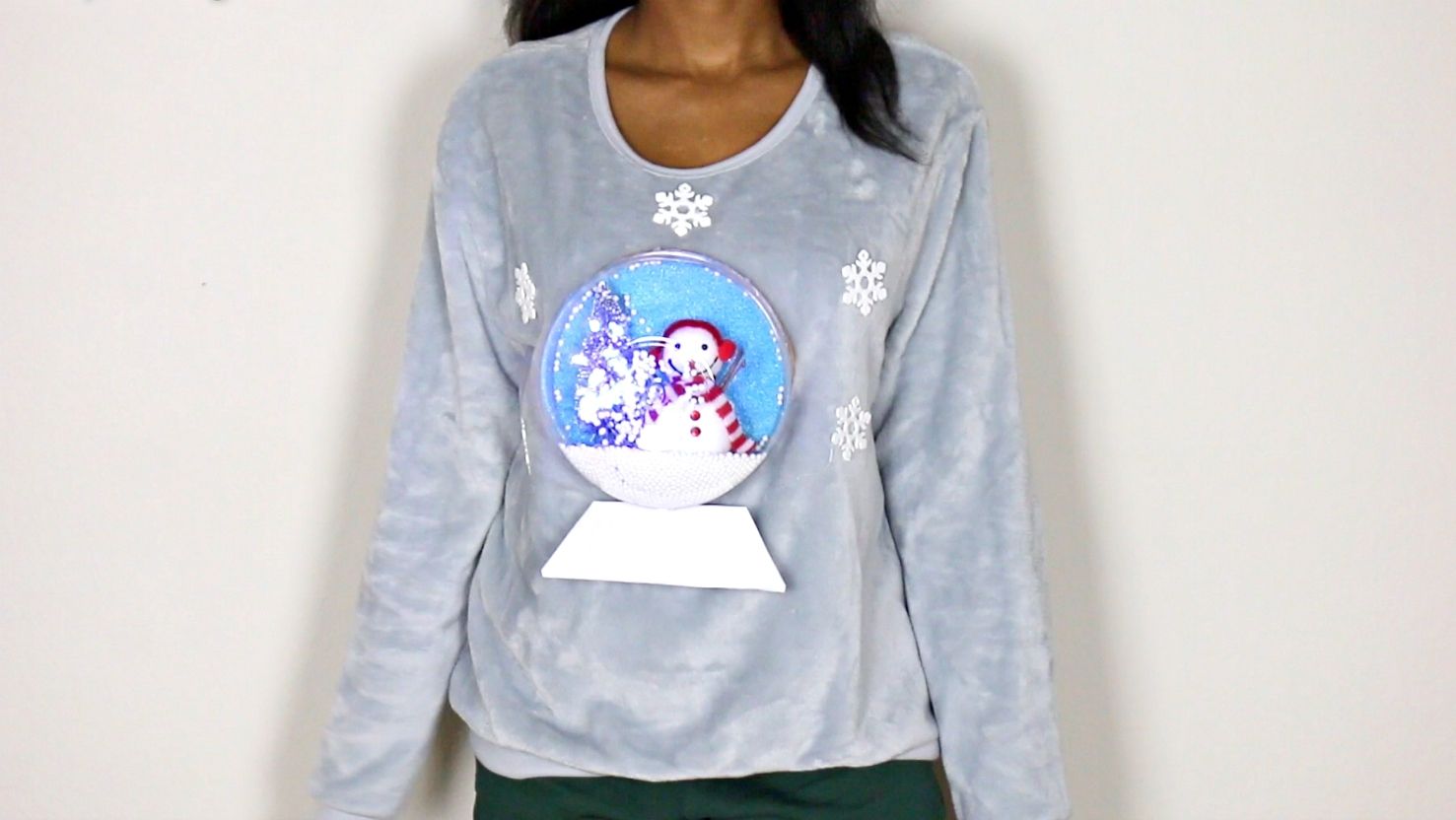 sweater snow
