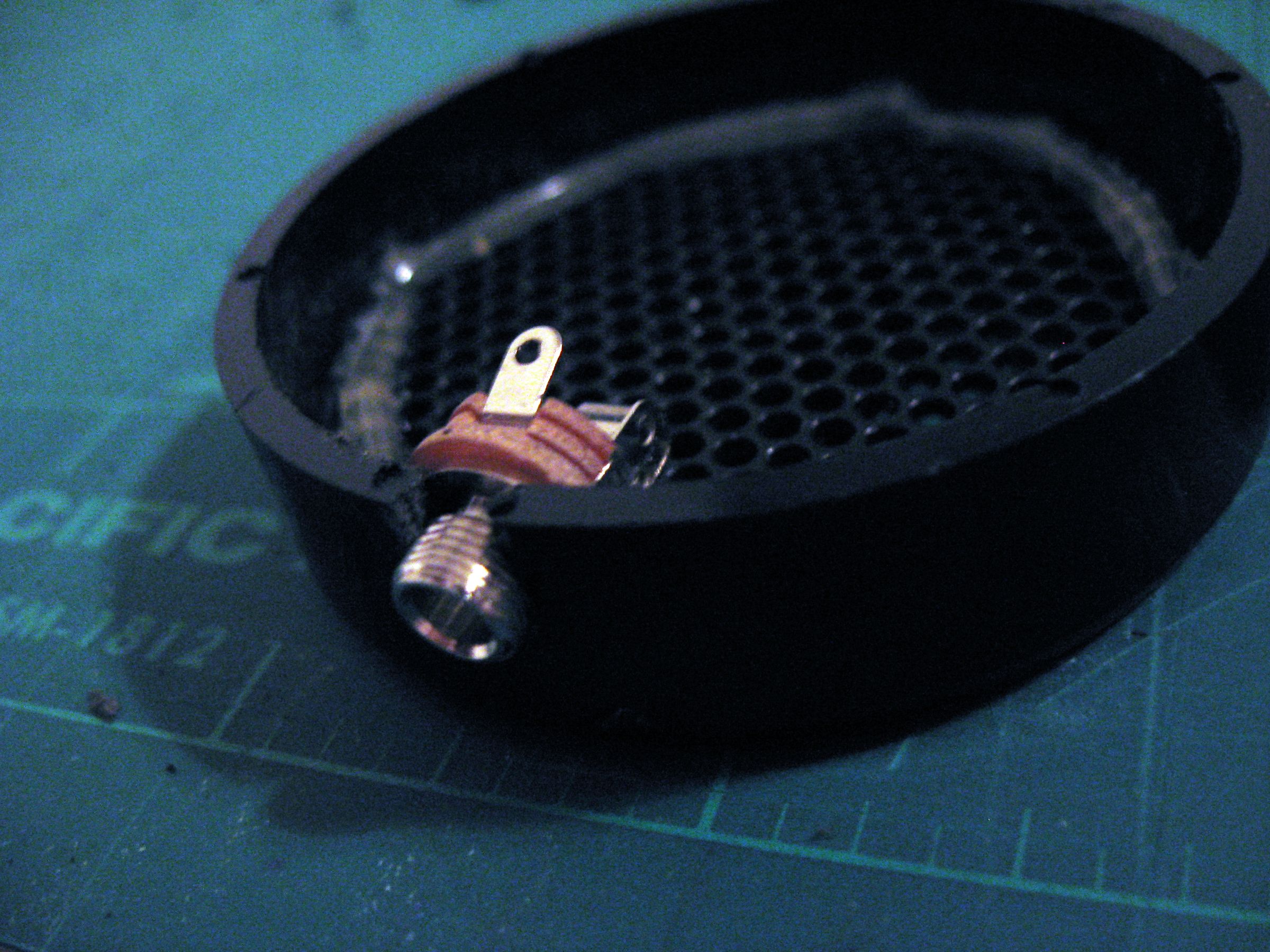 Make Your Headphone Cable Removable 3 Steps (with Pictures