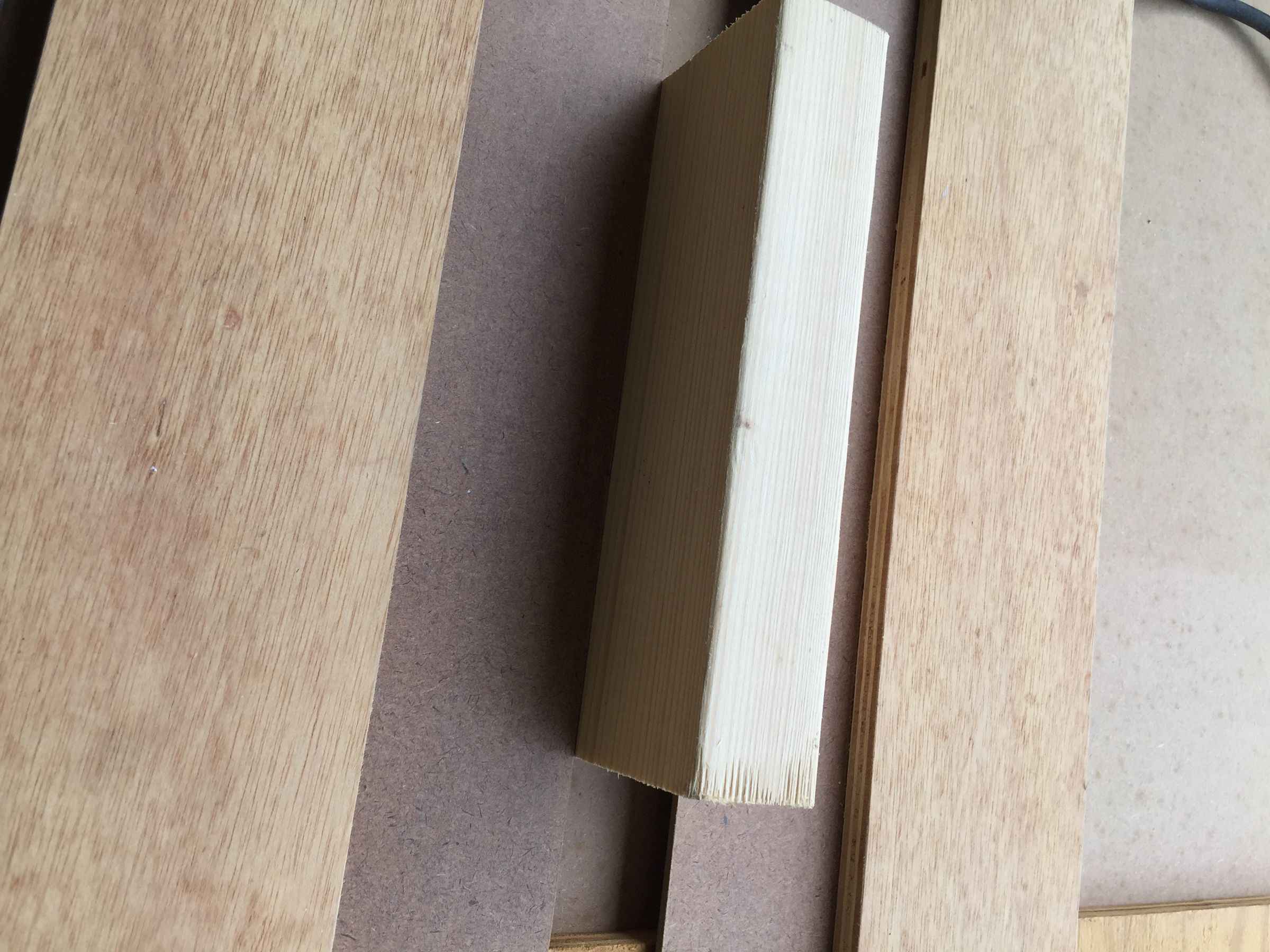 Adjustable Dado Jig From Scrap Wood 4 Steps (with Pictures