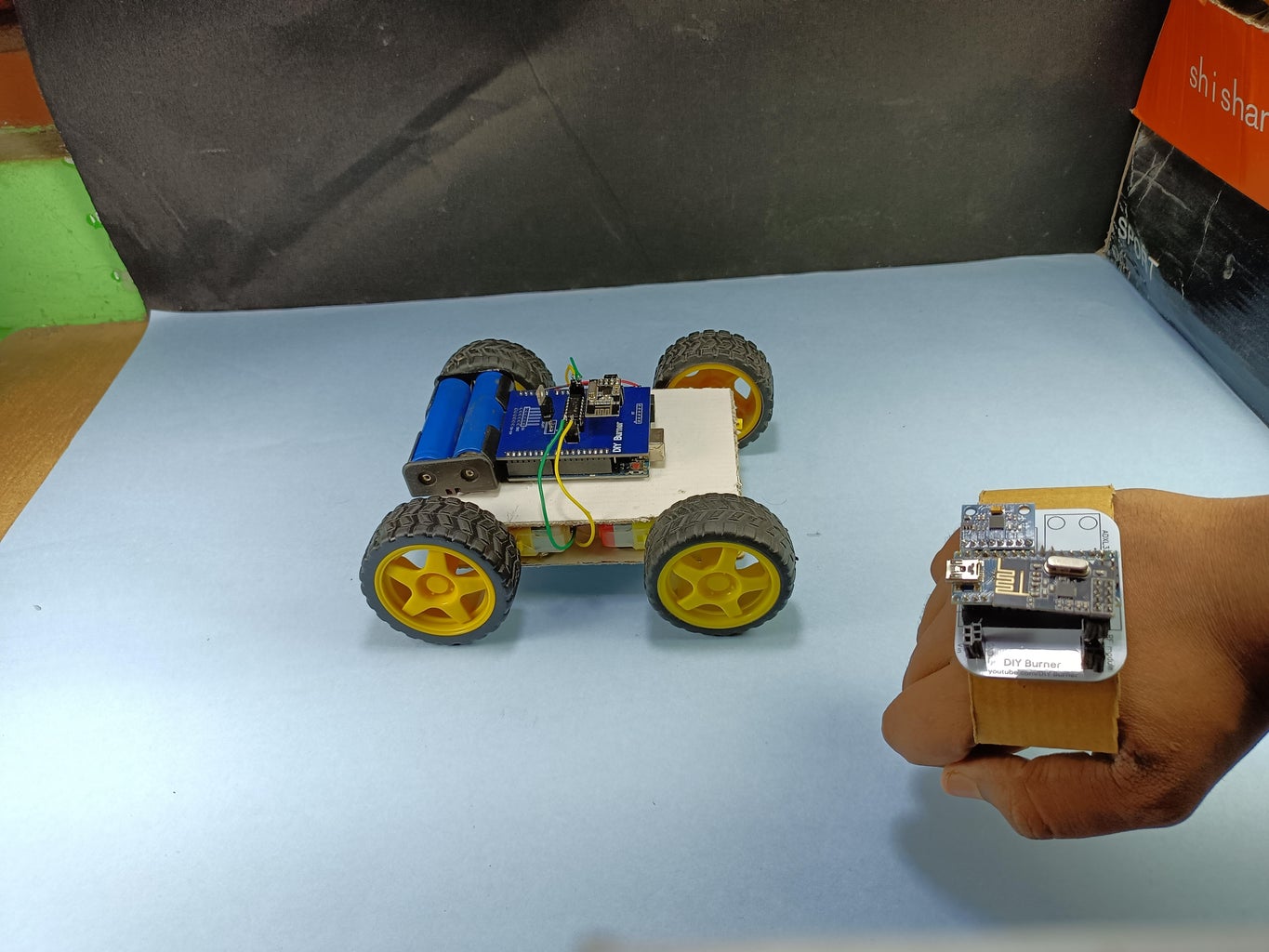 How to Make Gesture Control Robot Circuit Diagram