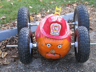 How to Build a PUMPKIN RACER With Two Parallel Independent Axles : 9 ...