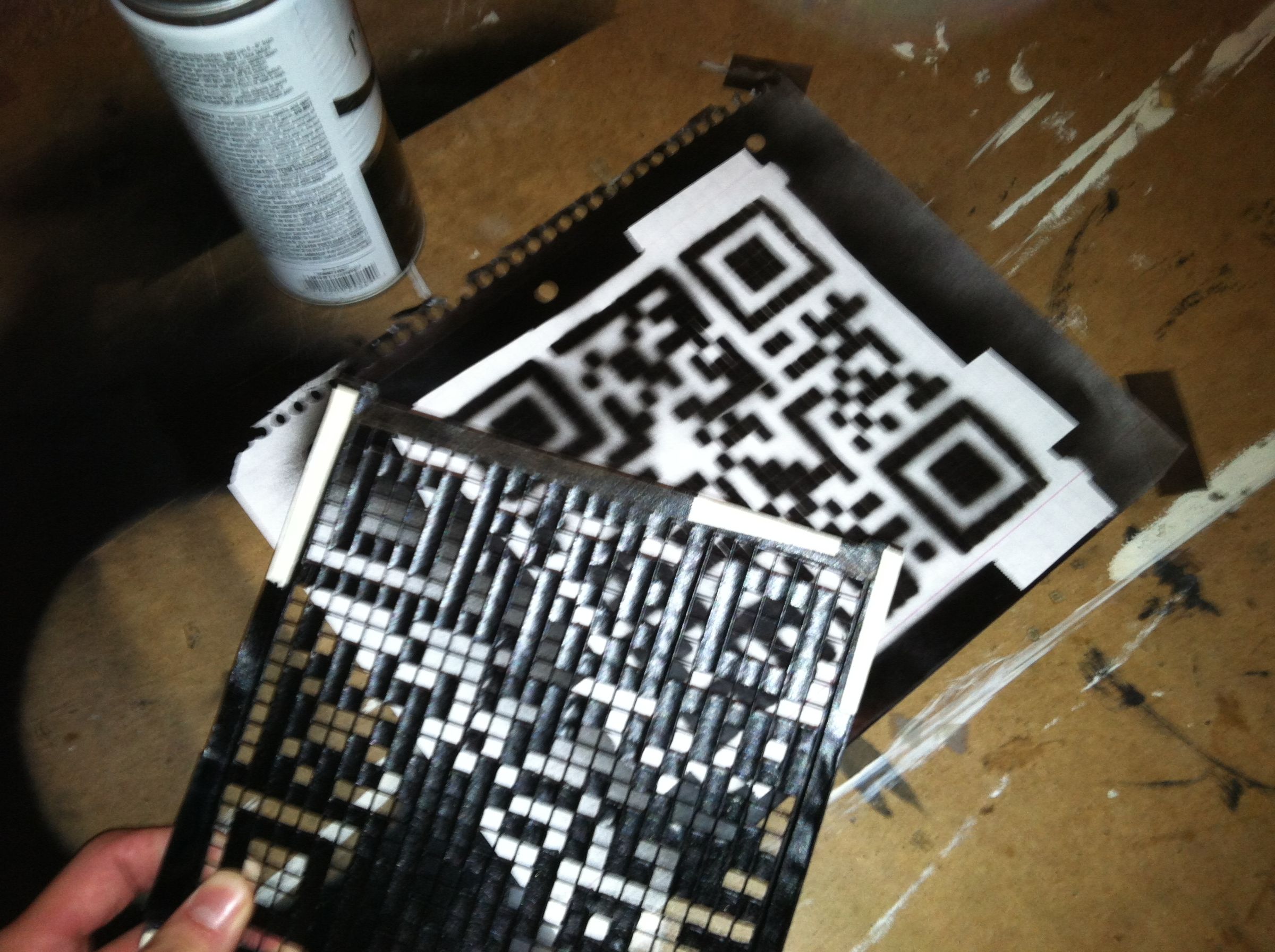 Simple QR Code Spray Paint Stencil 7 Steps (with Pictures