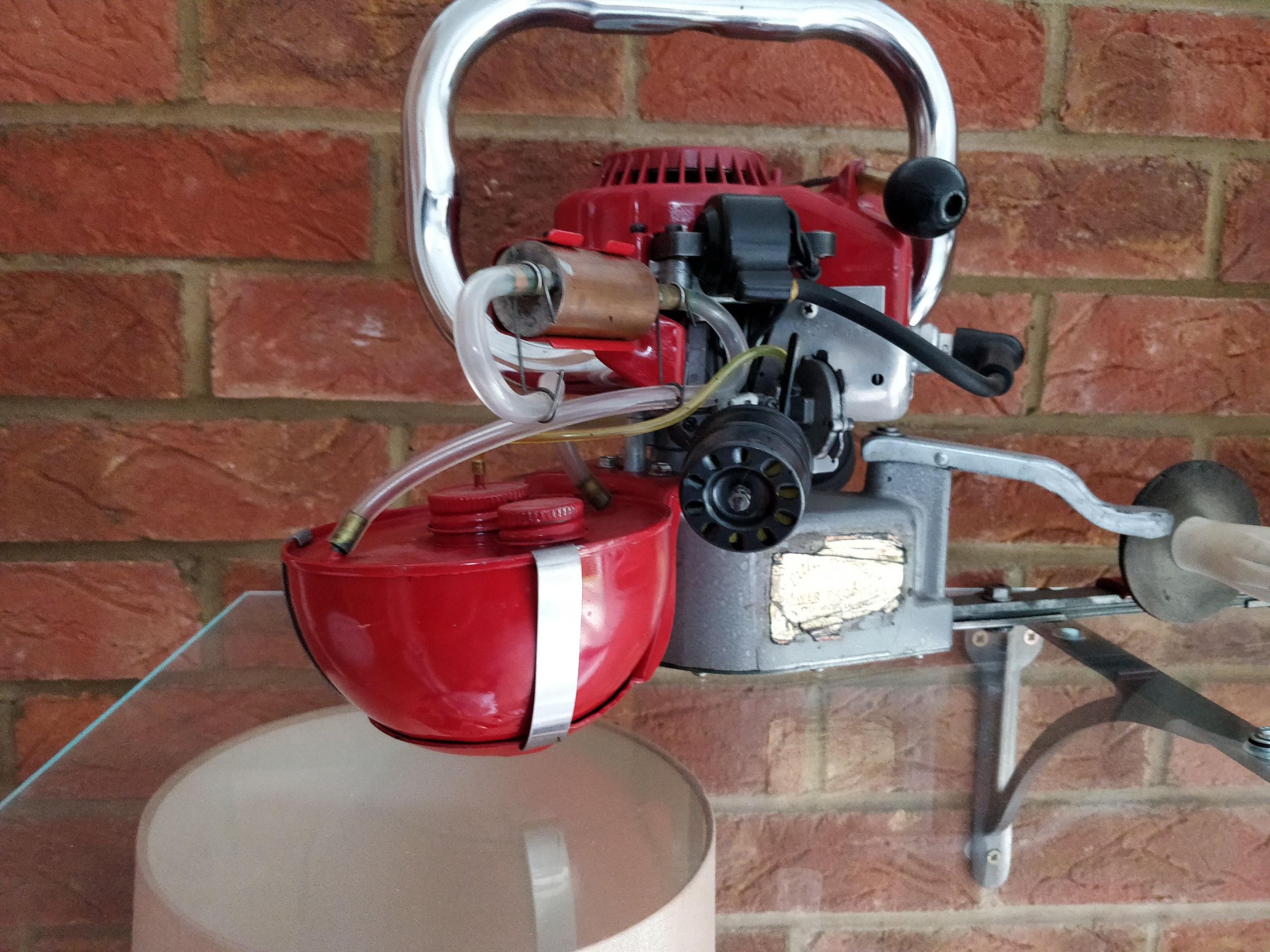 Ohlsson and Rice Little Wonder Hedge Trimmer 4 Steps Instructables