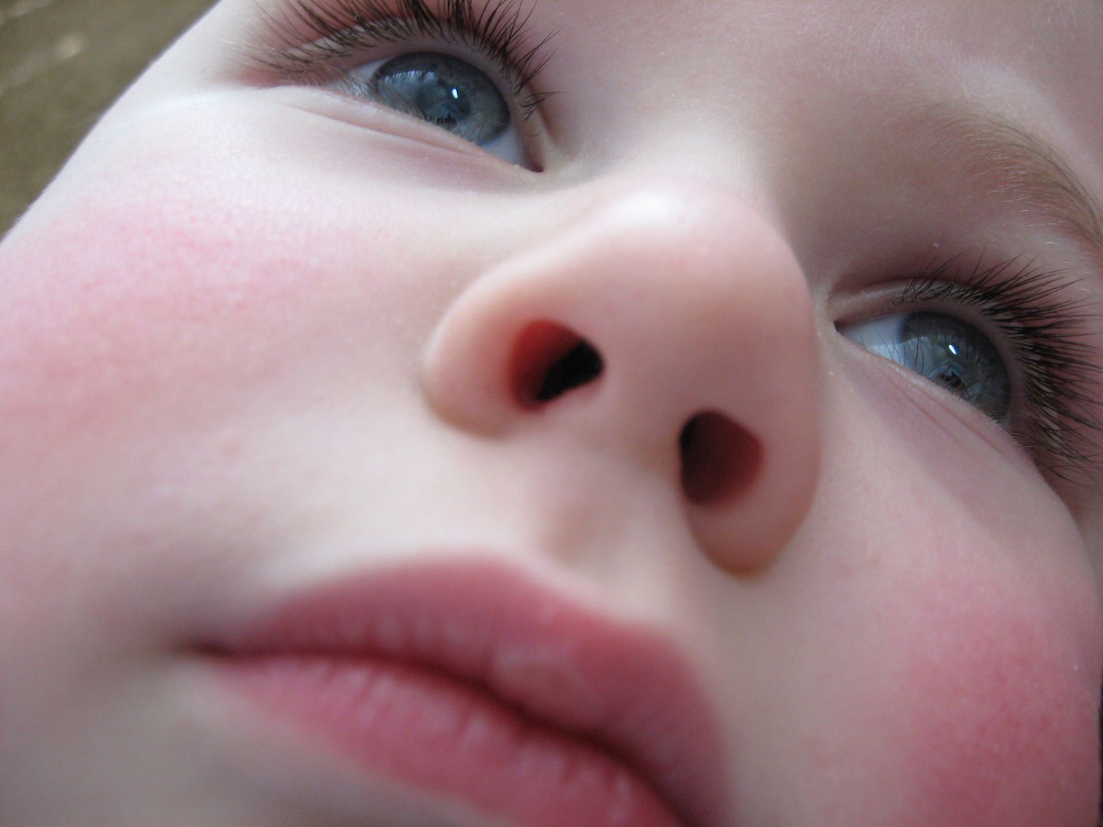 Vacuum Removal of Object Stuck in Child's Nose 3 Steps (with Pictures